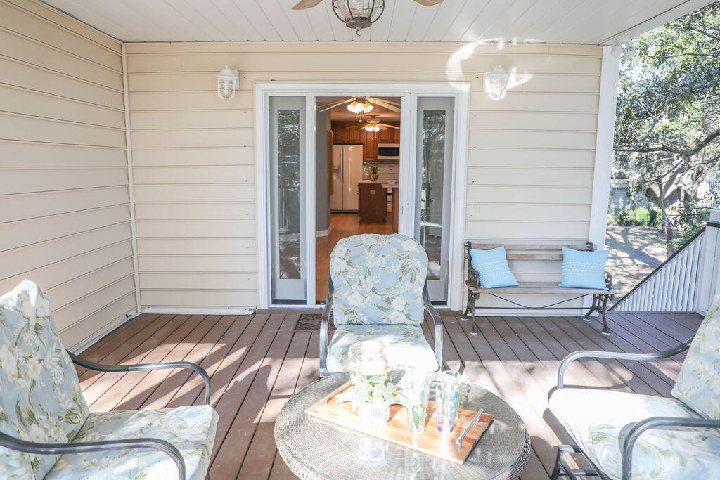 8513 Oyster Factory Road