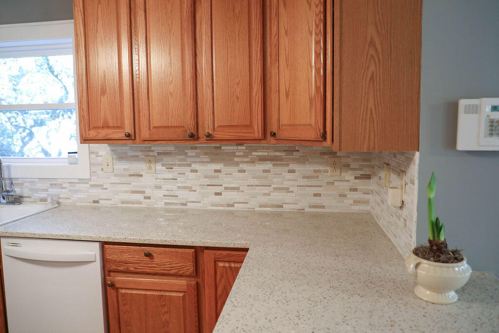 8513 Oyster Factory Road