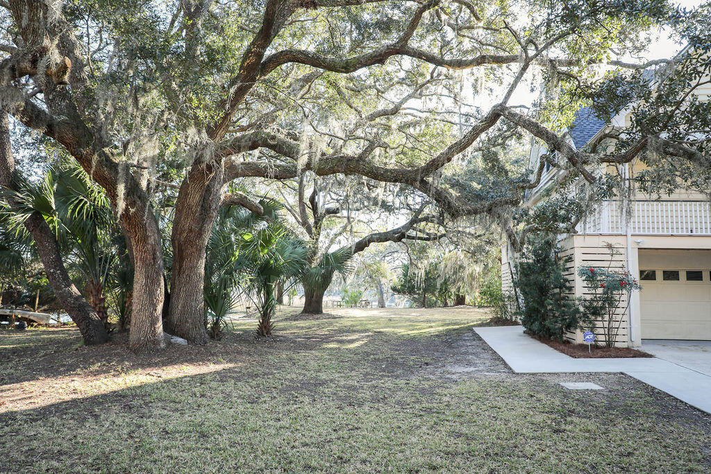 8513 Oyster Factory Road