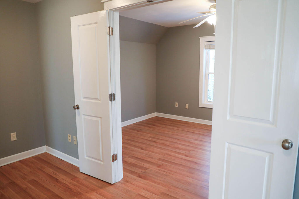 8513 Oyster Factory Road