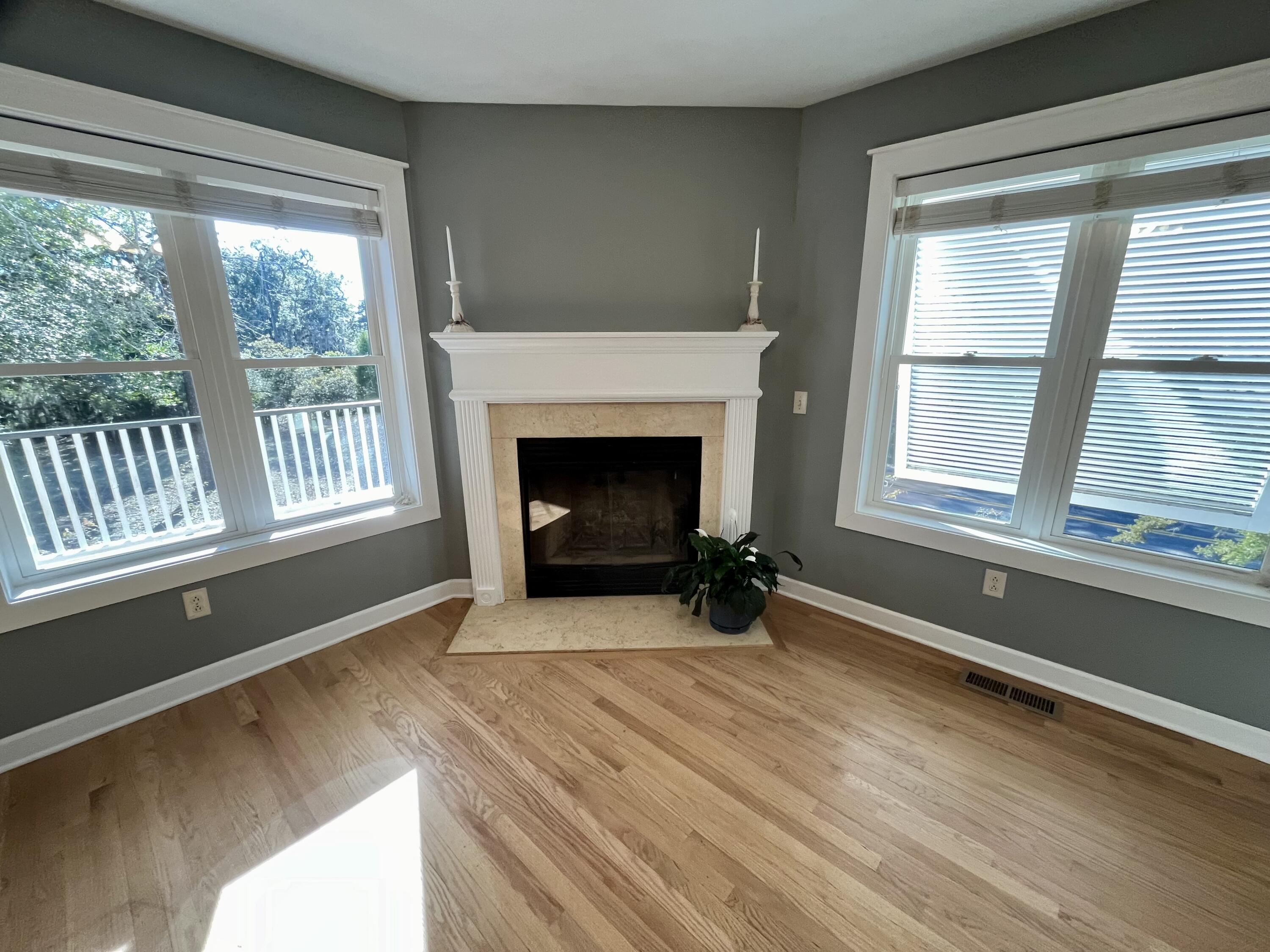 8513 Oyster Factory Road