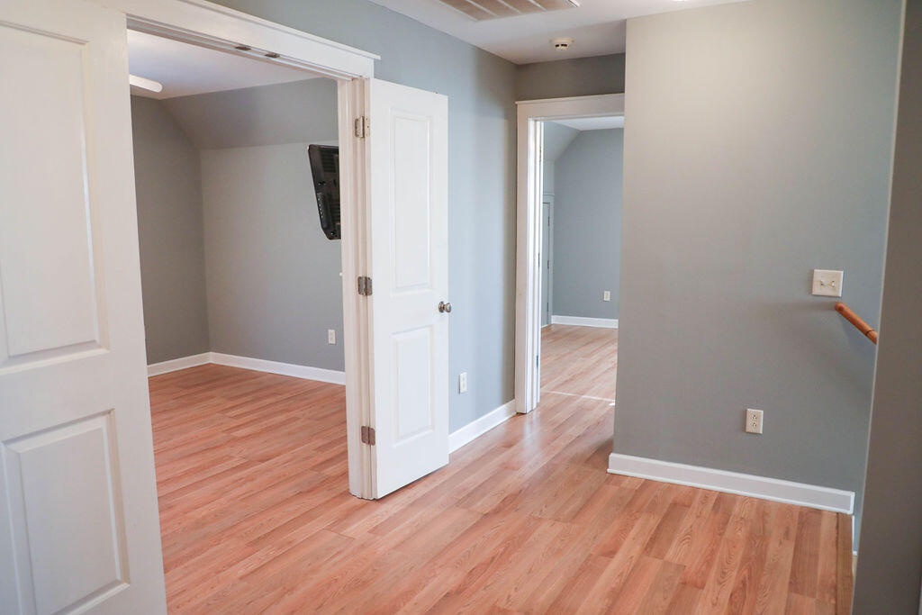 8513 Oyster Factory Road