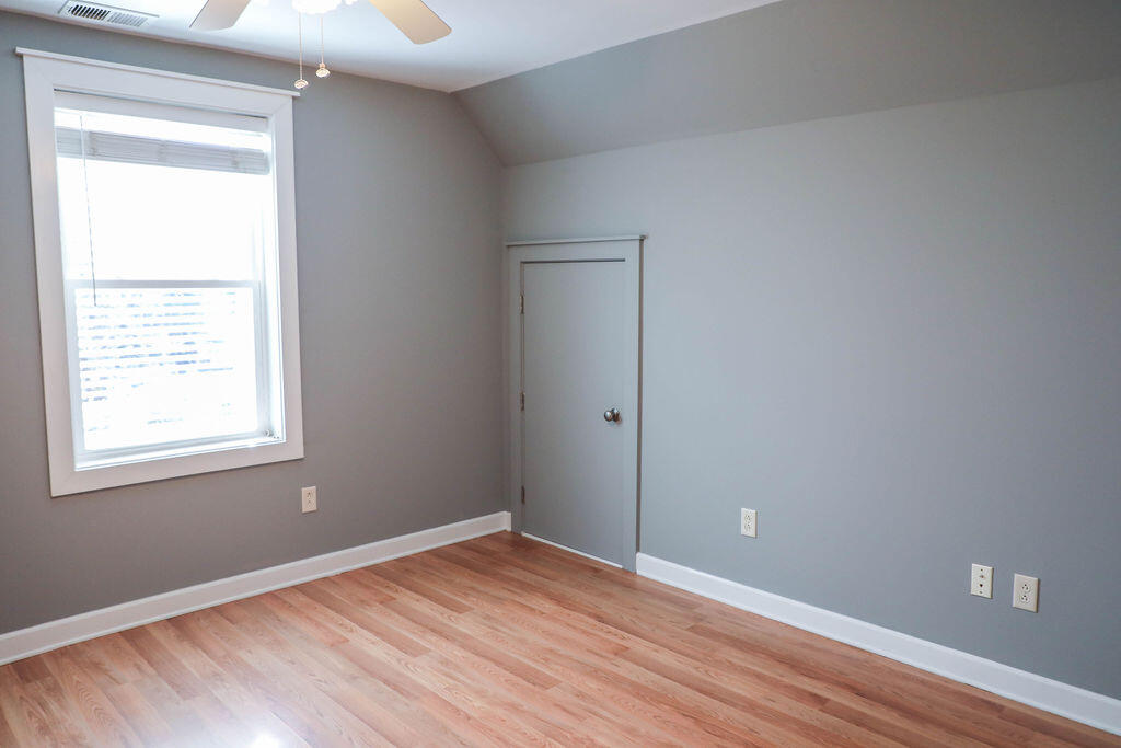 8513 Oyster Factory Road