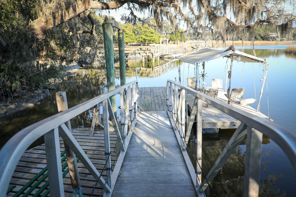 8513 Oyster Factory Road