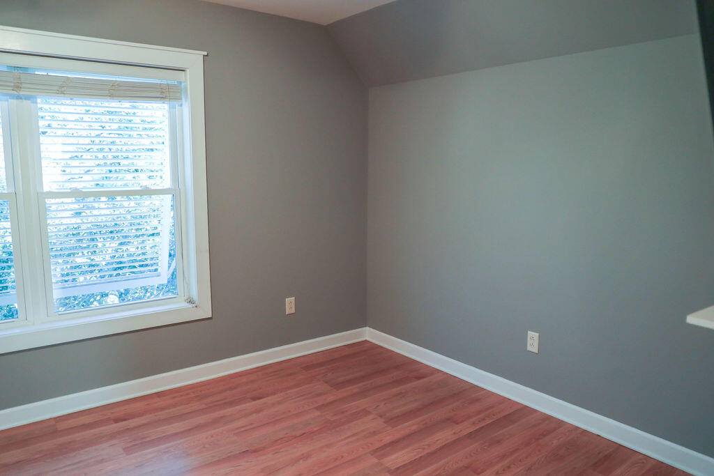 8513 Oyster Factory Road