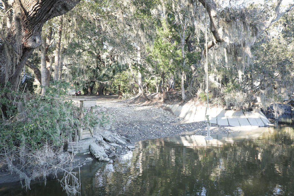 8513 Oyster Factory Road