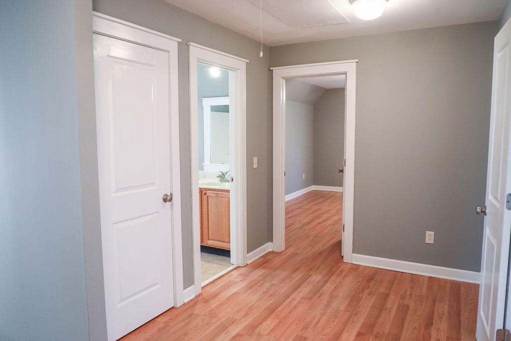 8513 Oyster Factory Road