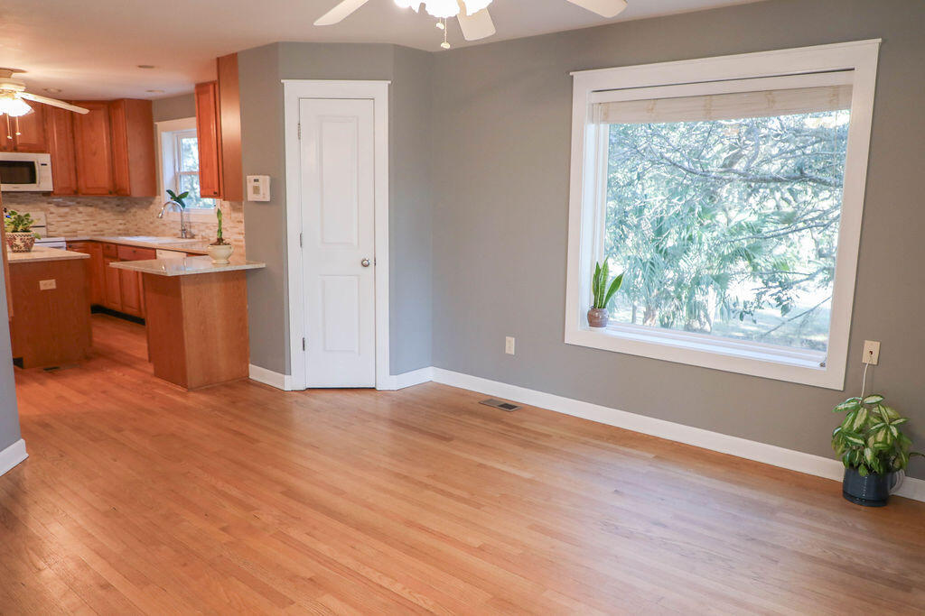 8513 Oyster Factory Road