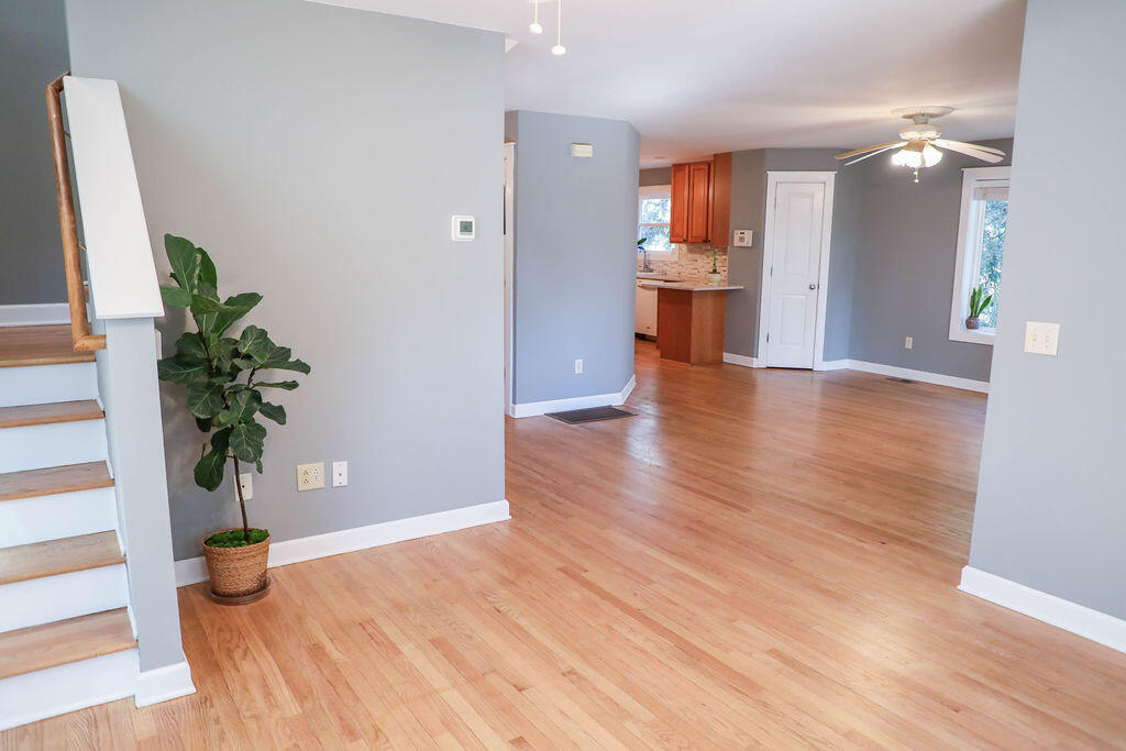 8513 Oyster Factory Road