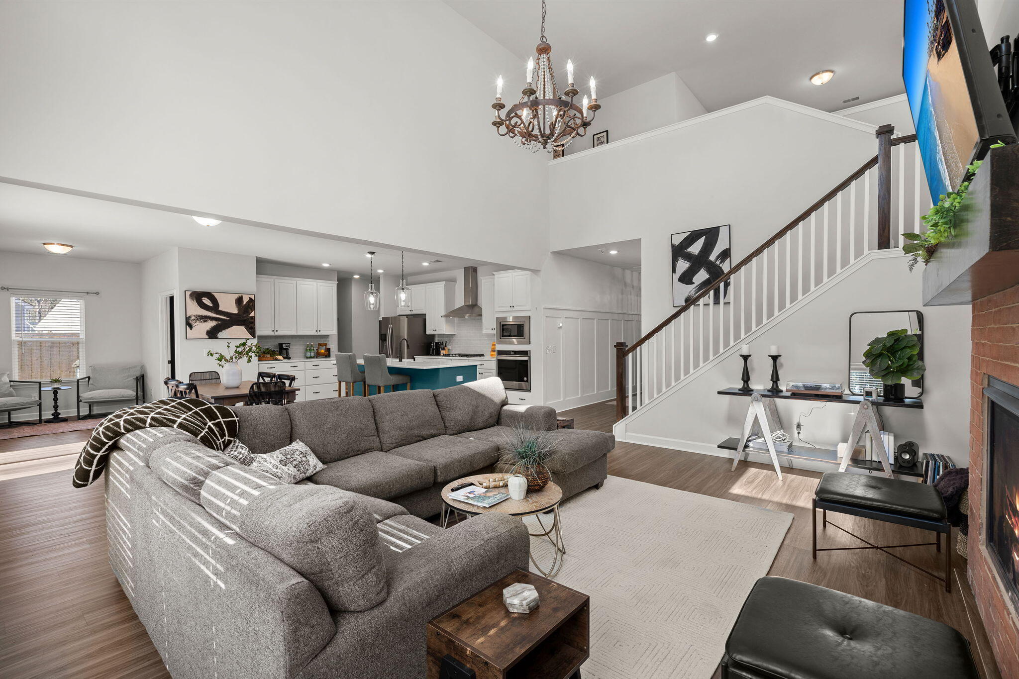 1383 Thin Pine Drive