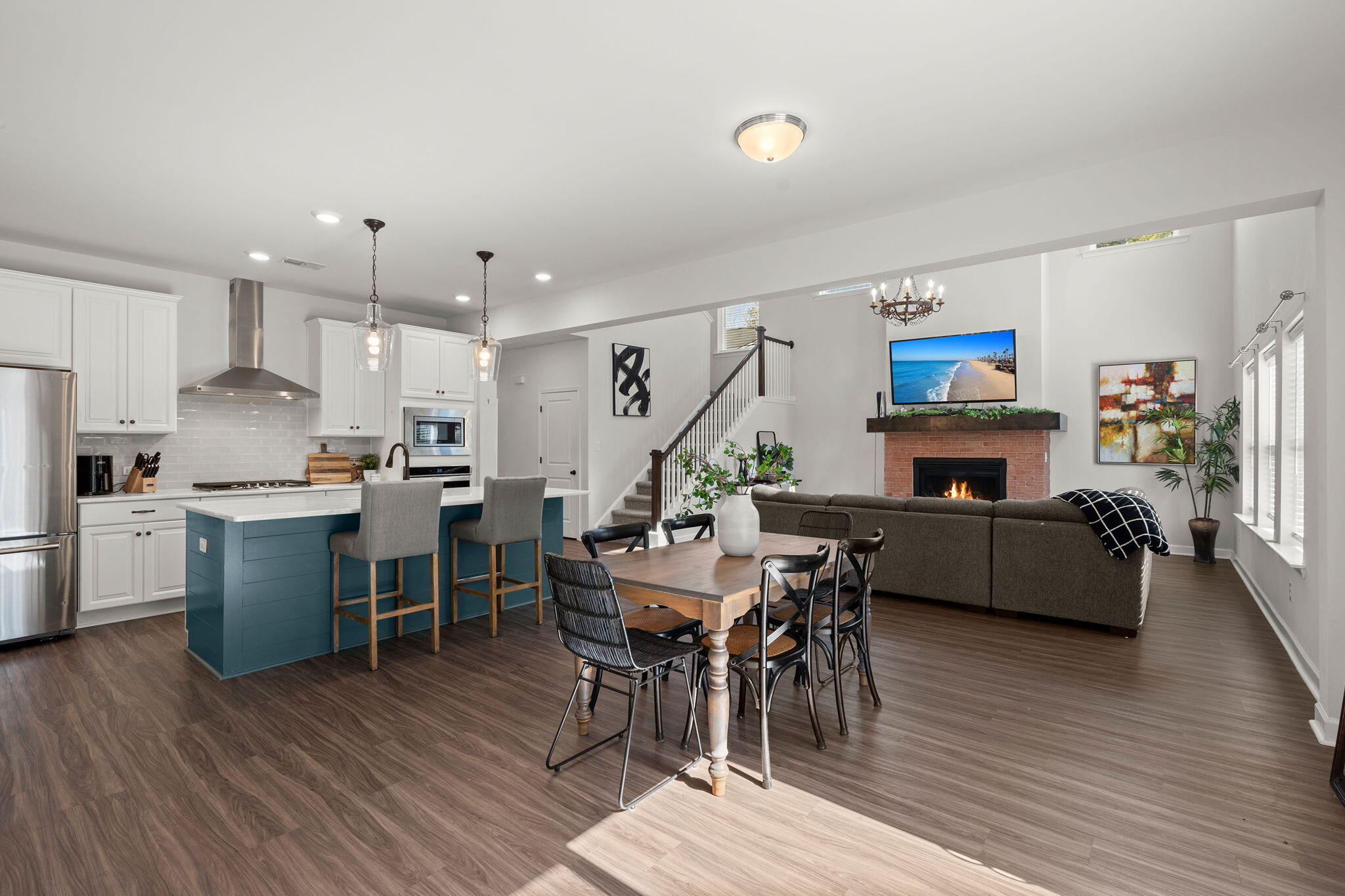 1383 Thin Pine Drive