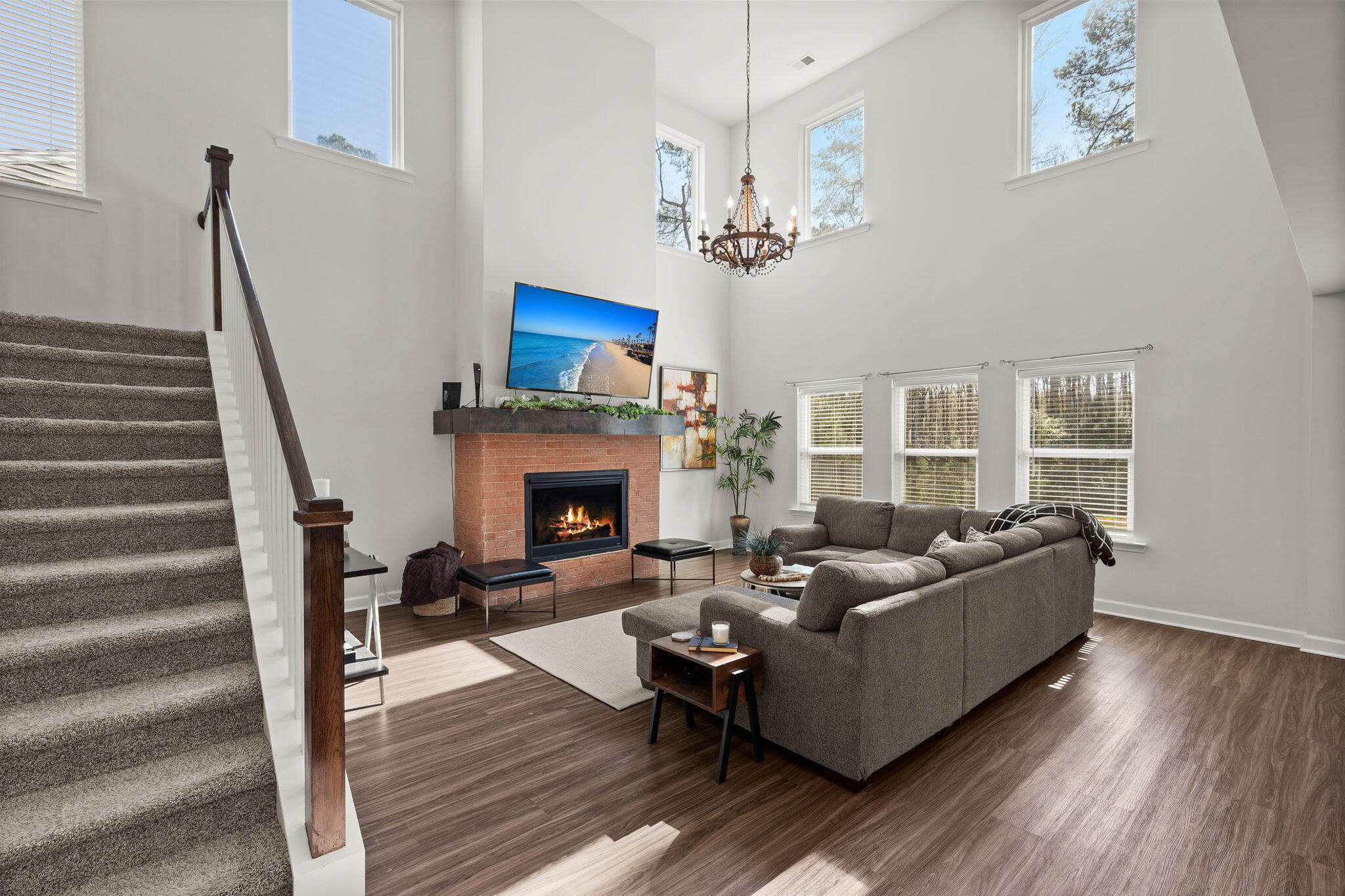 1383 Thin Pine Drive