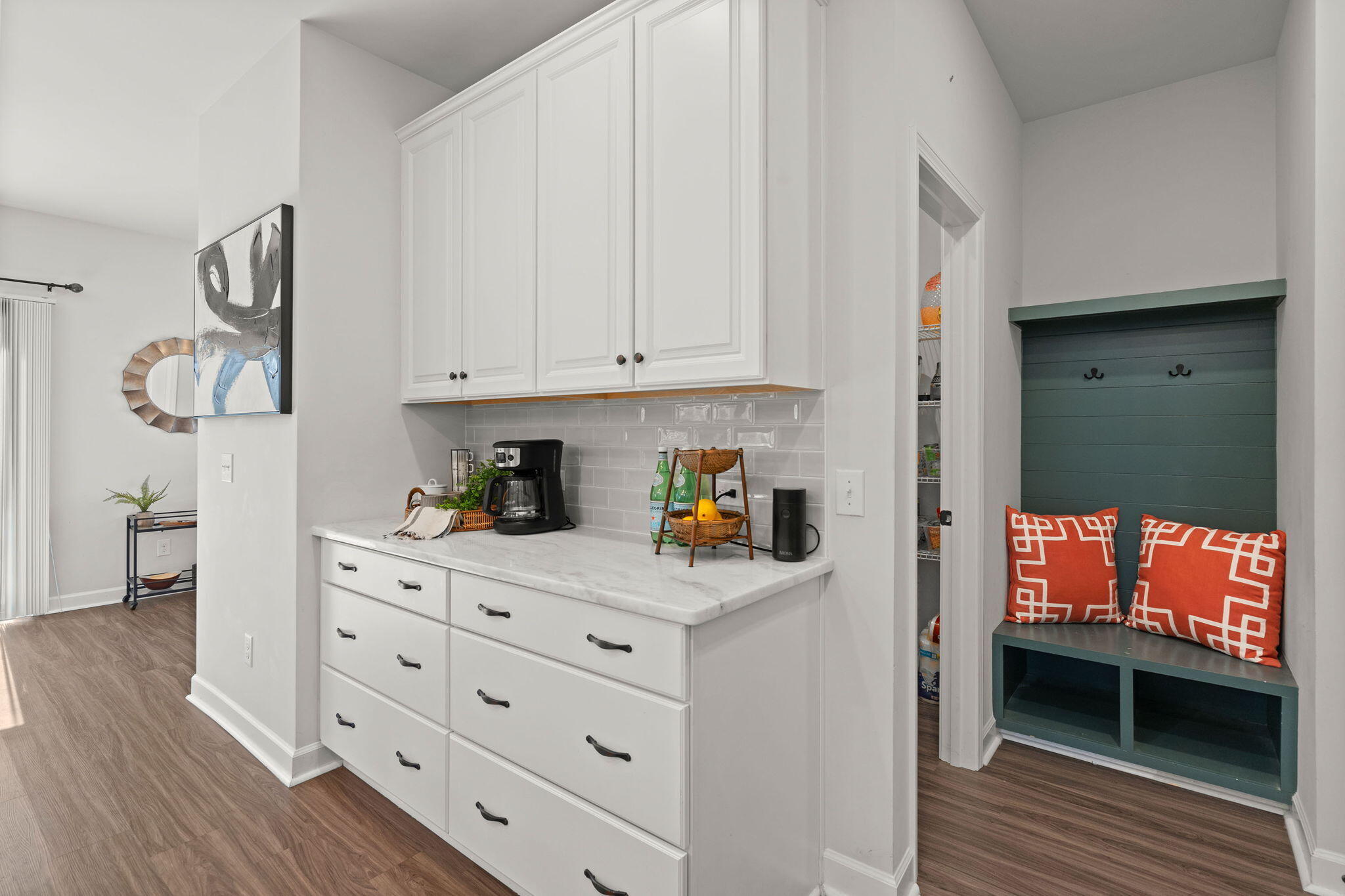 1383 Thin Pine Drive