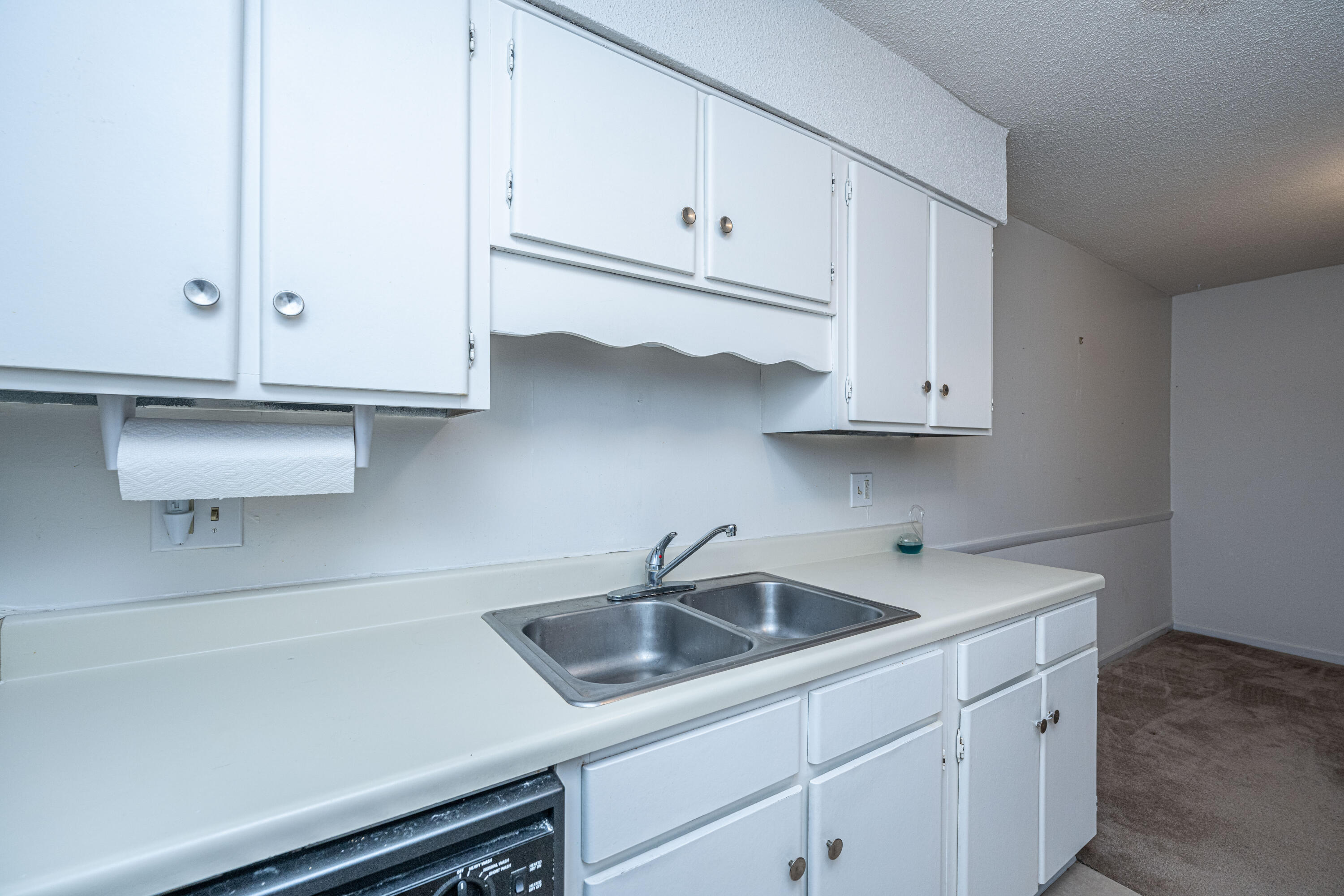 1402 Camp Road # 13d