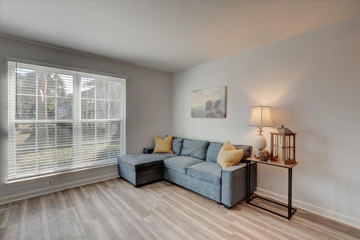 2494 Etiwan Avenue # 10 Unit: D-10