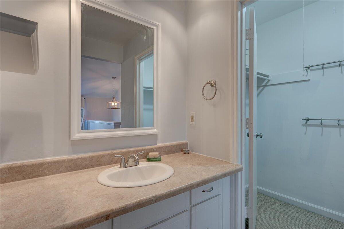 2494 Etiwan Avenue # 10 Unit: D-10