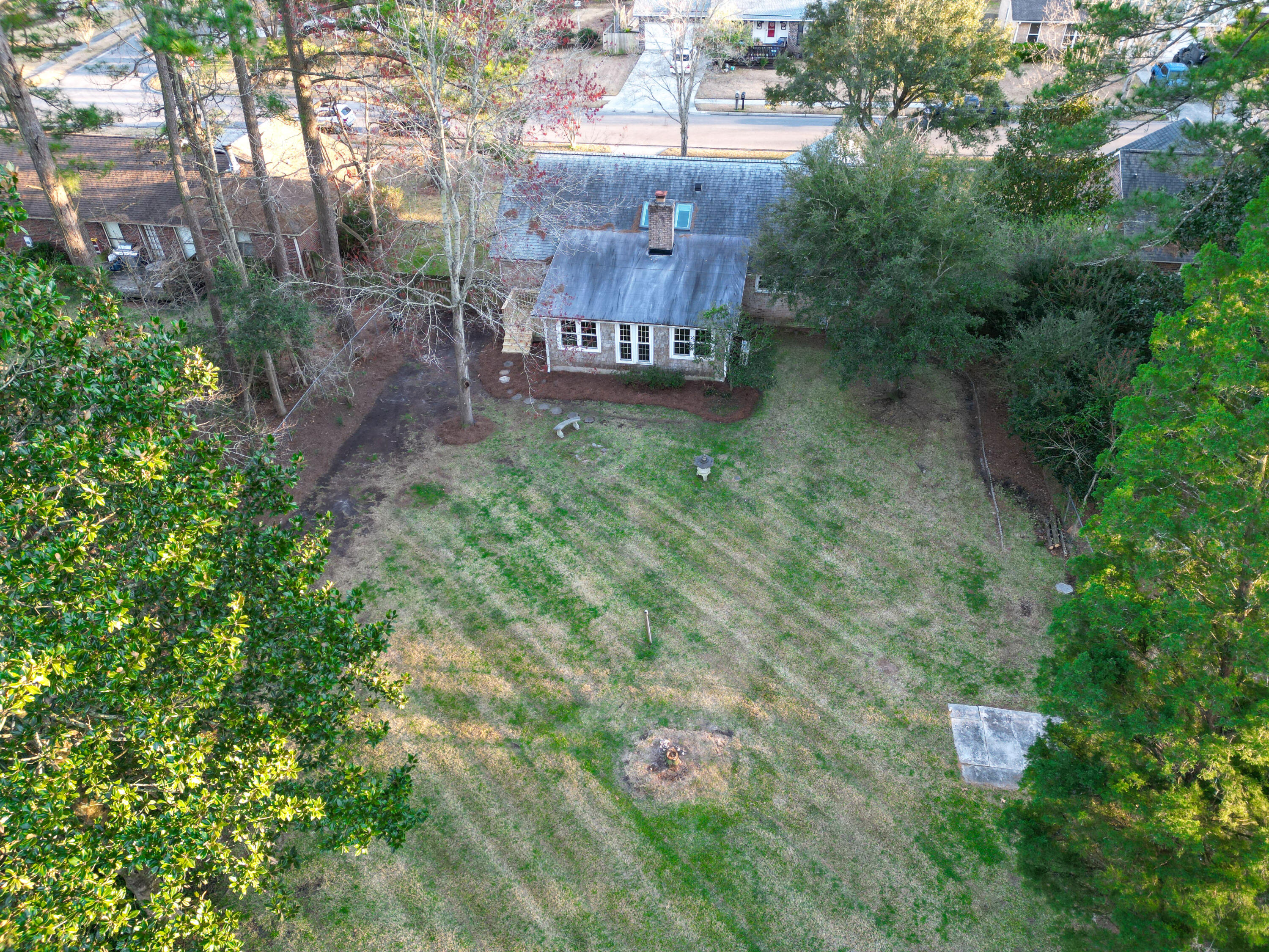 425 Chessington Circle