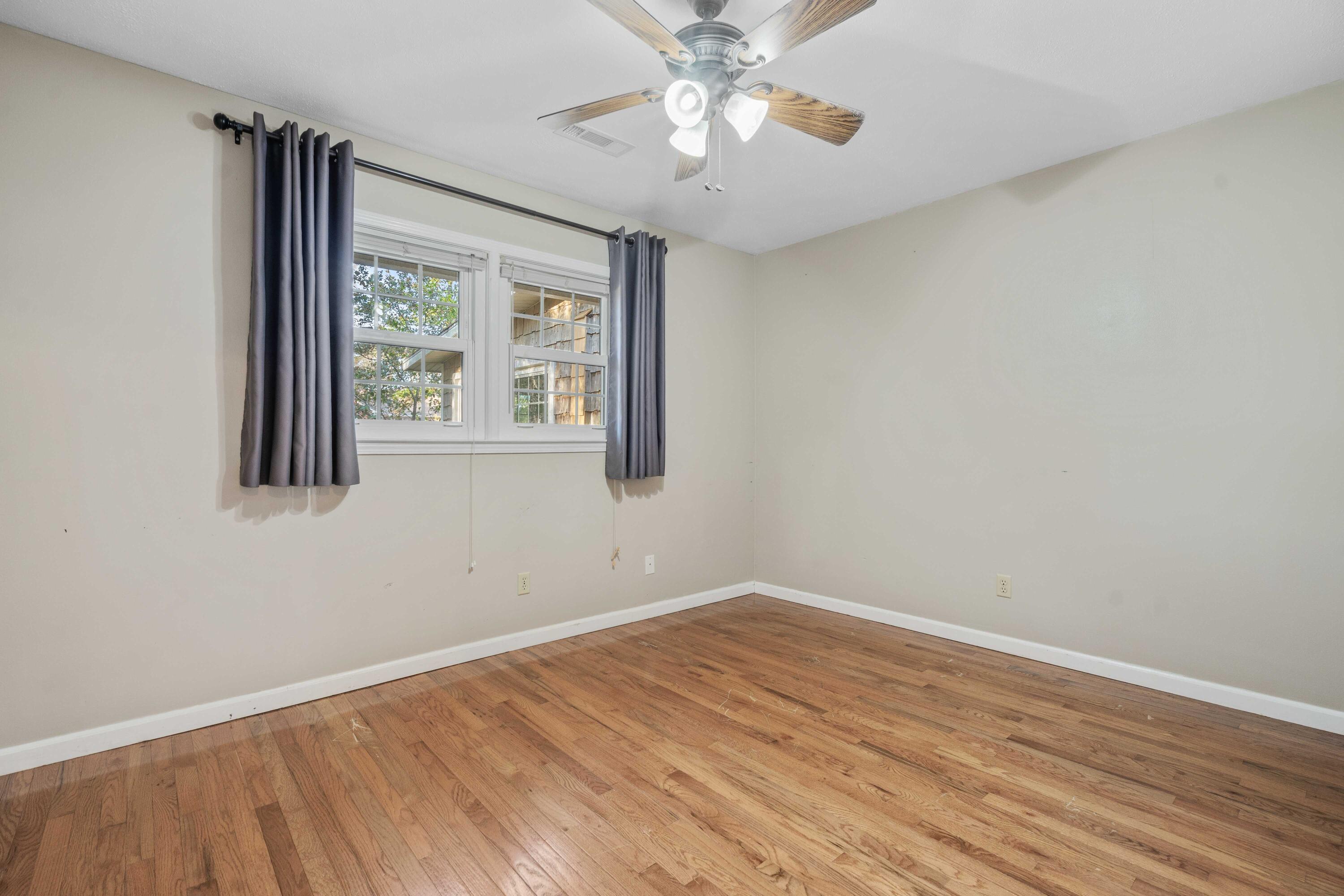 425 Chessington Circle