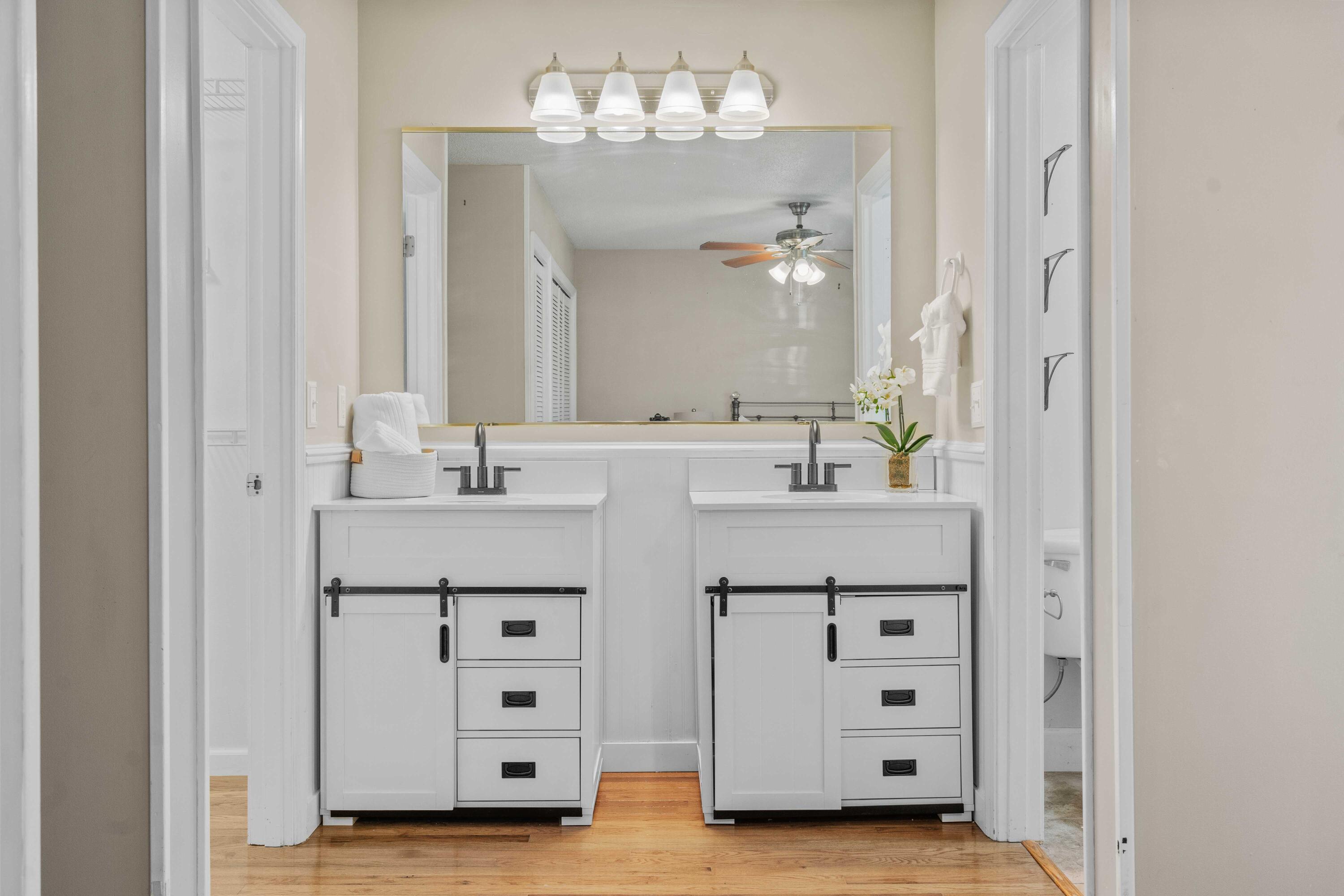 425 Chessington Circle