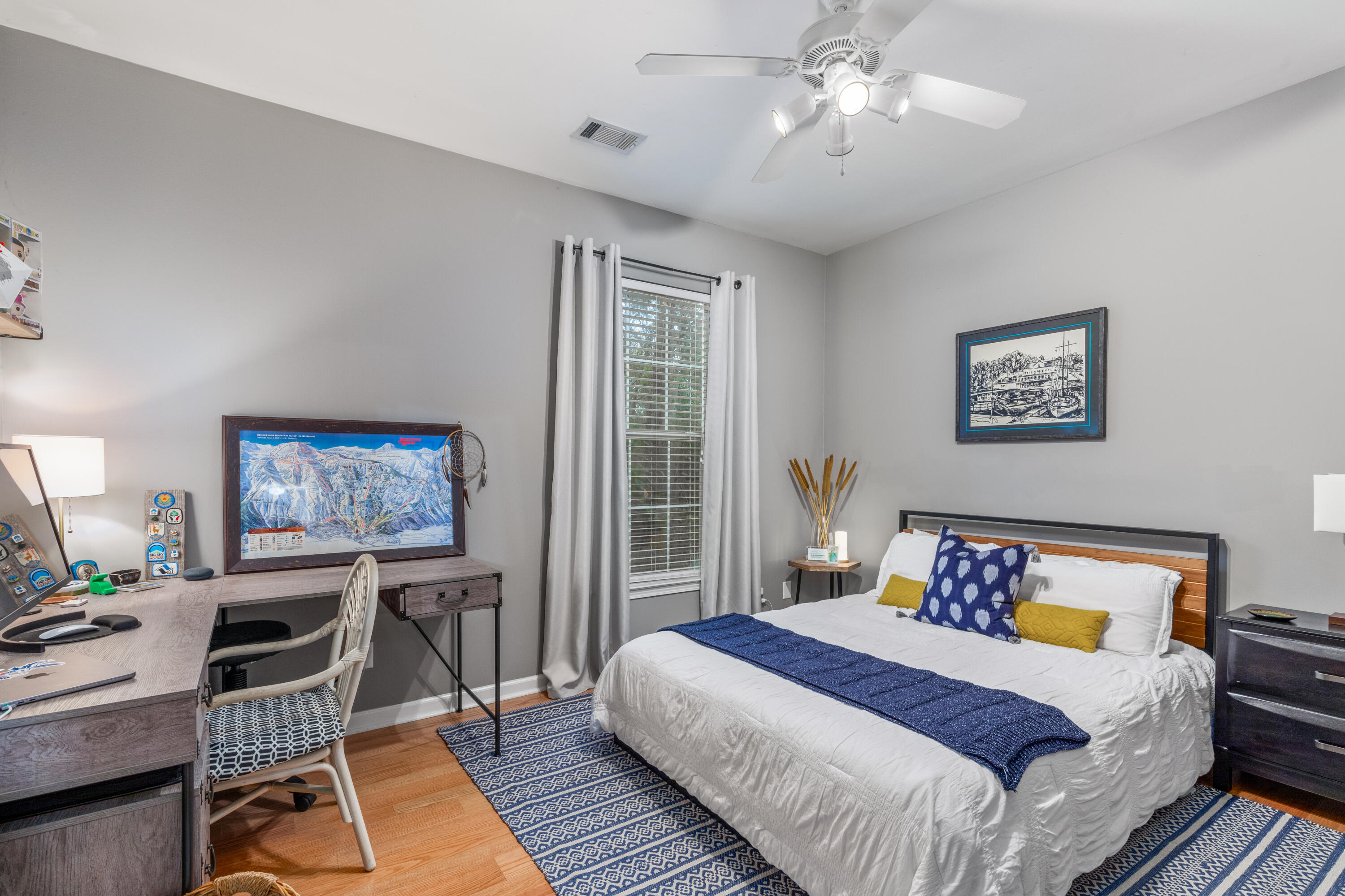 1600 Long Grove Drive # 1011