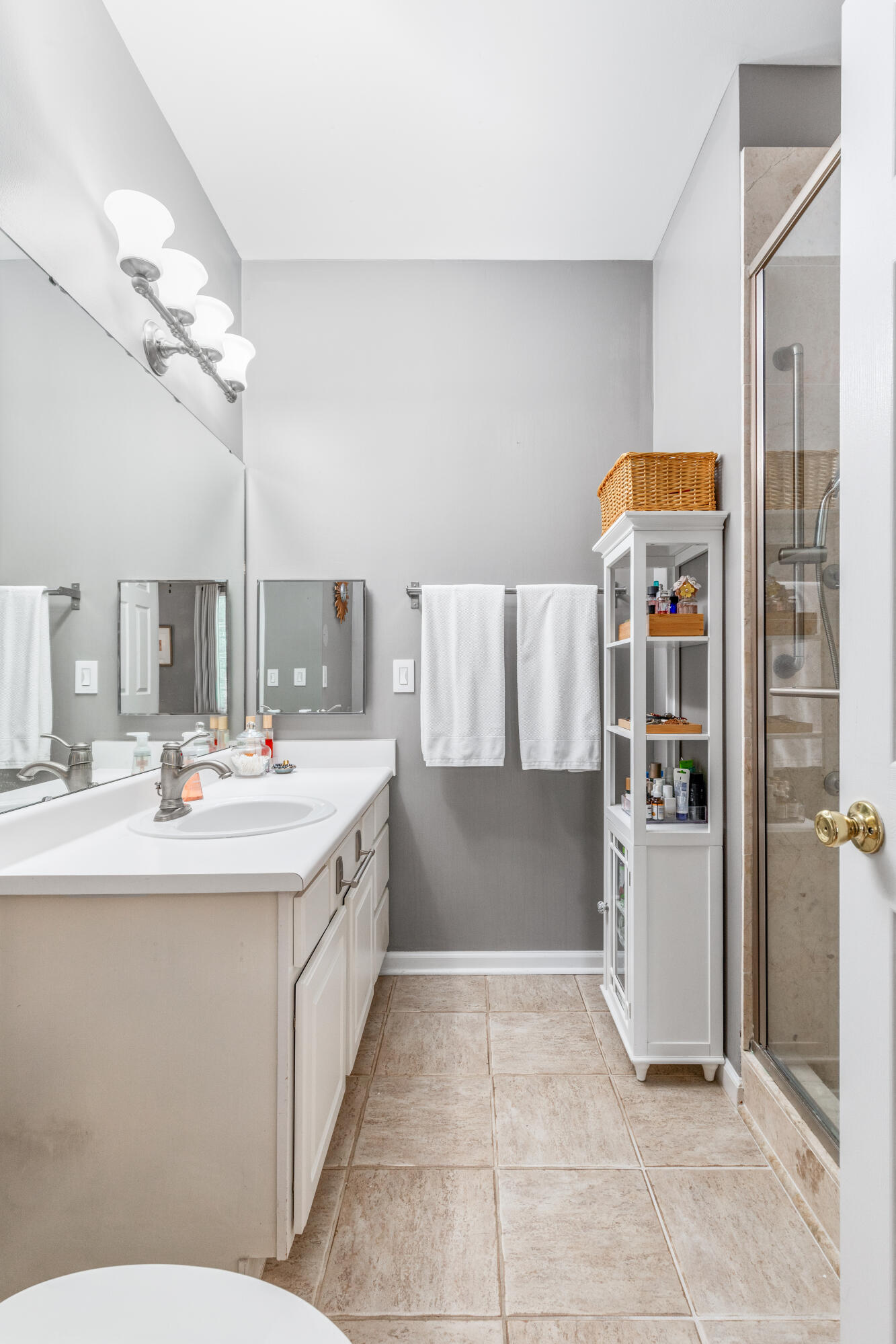 1600 Long Grove Drive # 1011