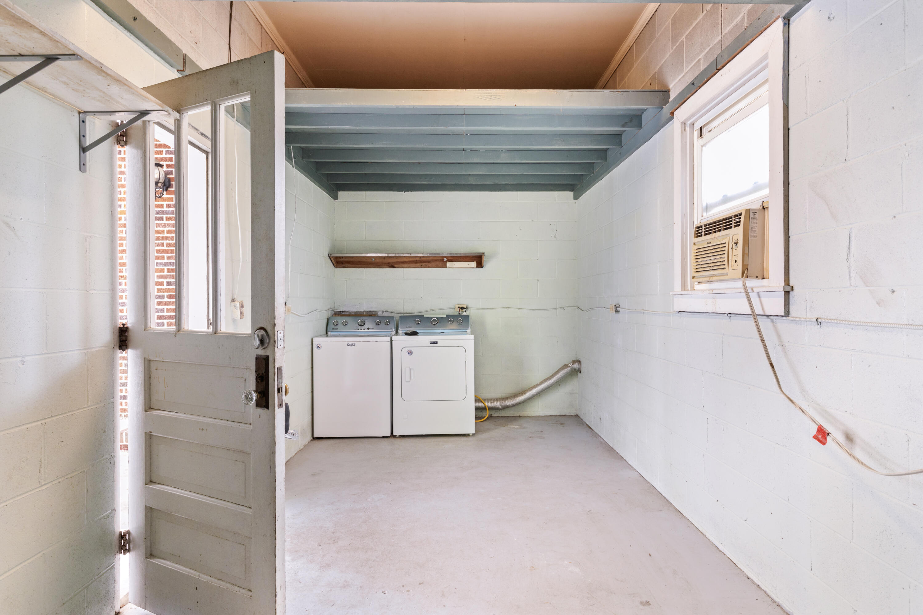 2519 Longbranch Drive