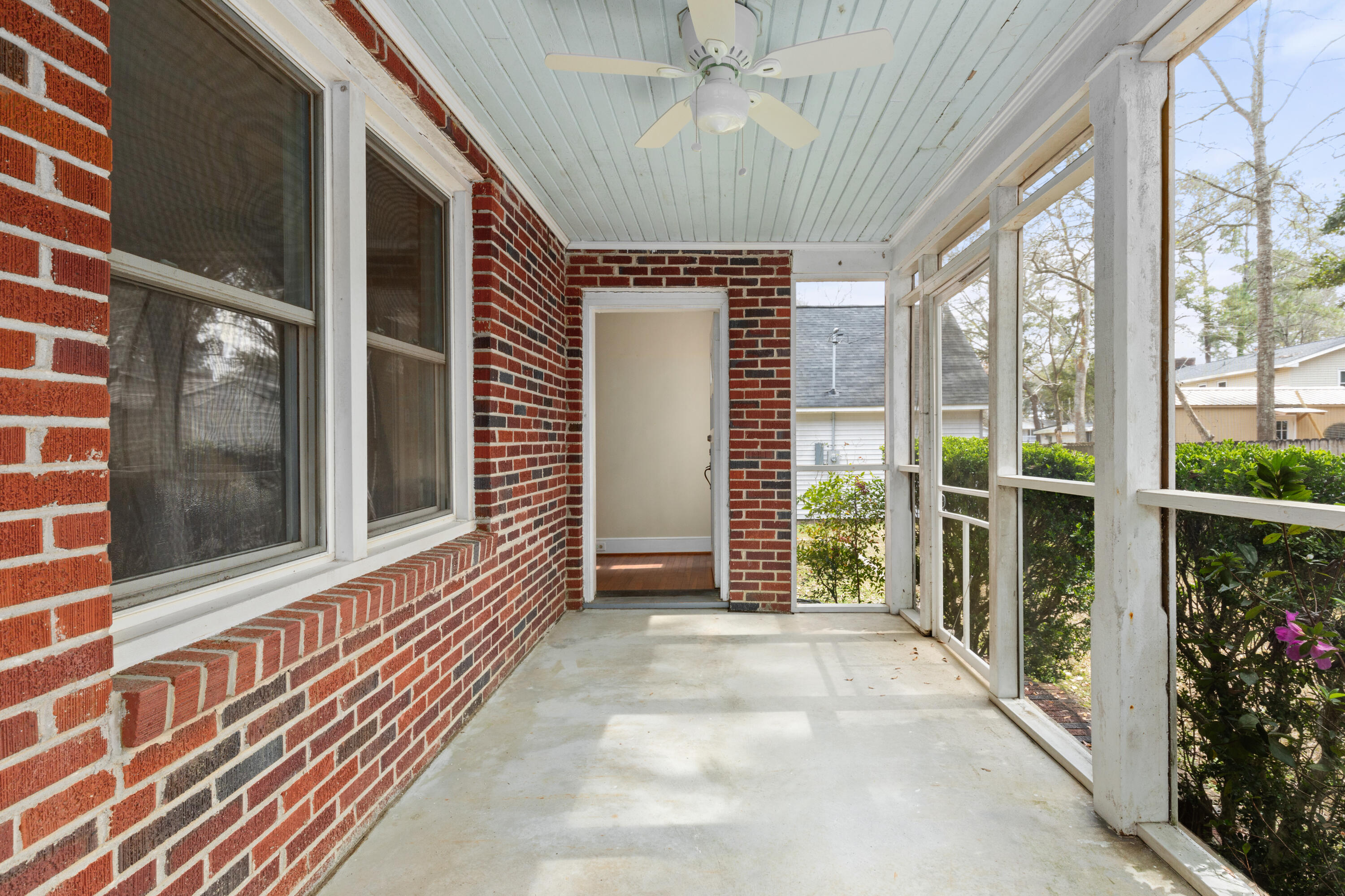 2519 Longbranch Drive