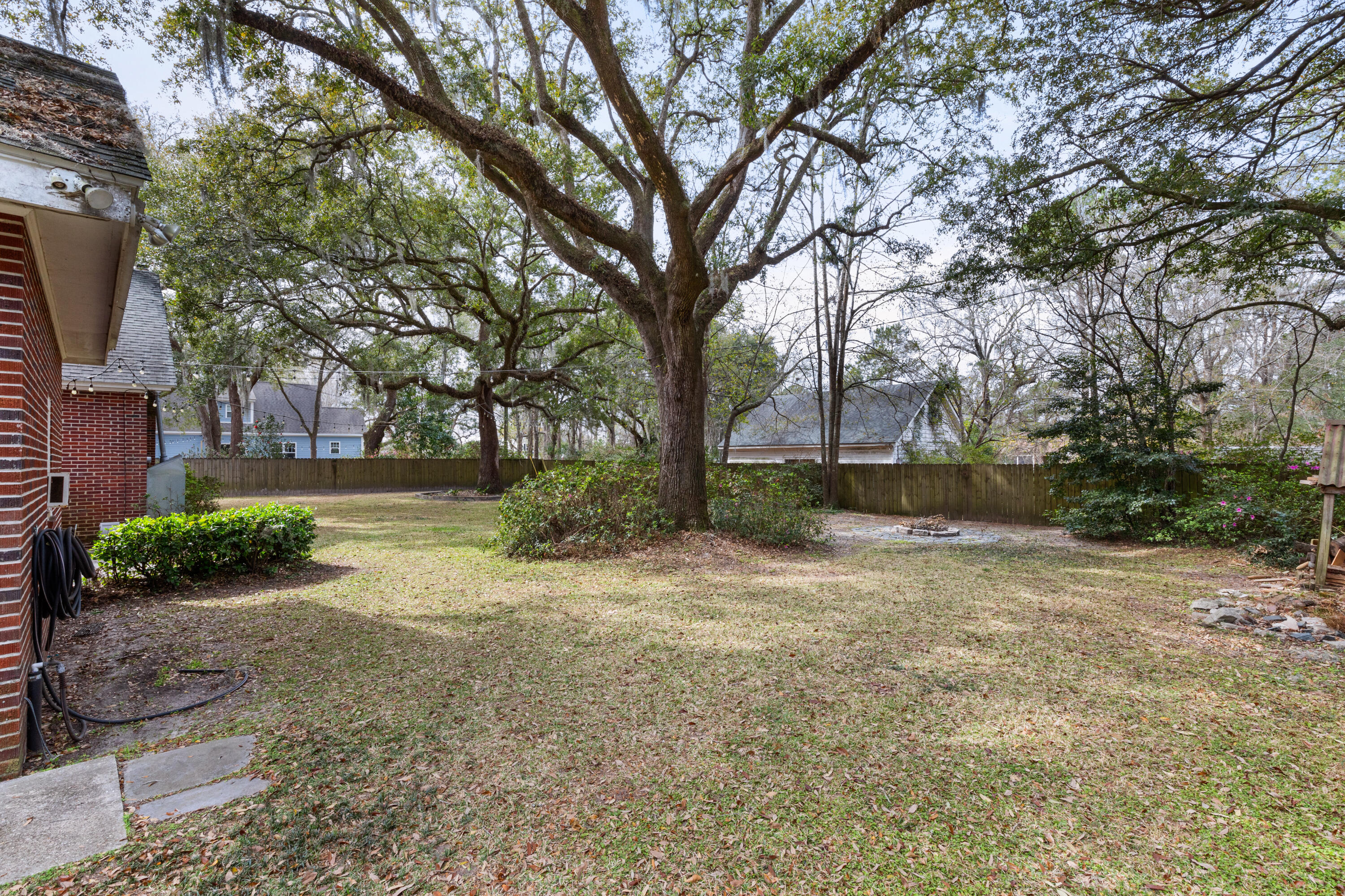 2519 Longbranch Drive