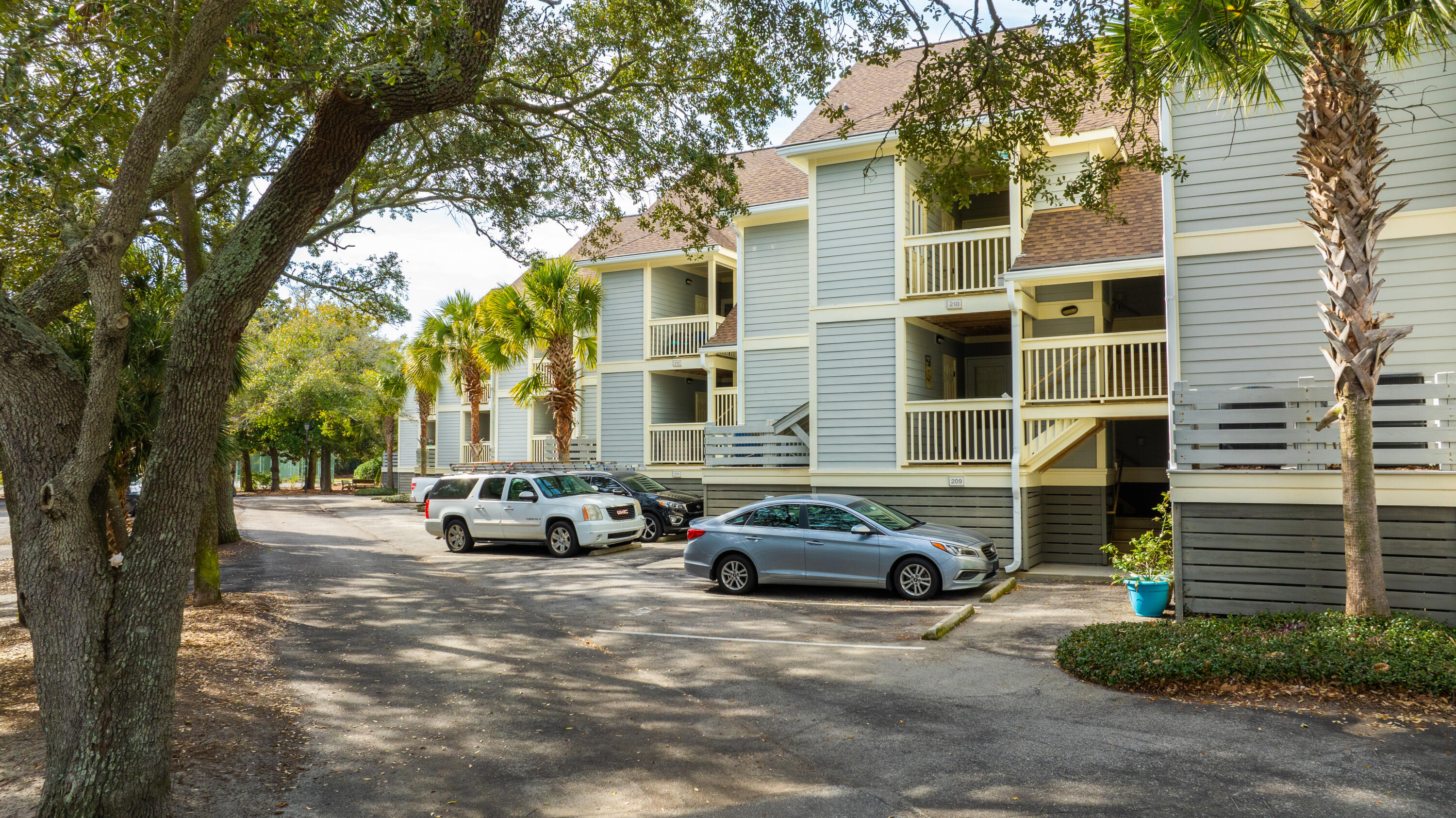 209 Little Oak Drive