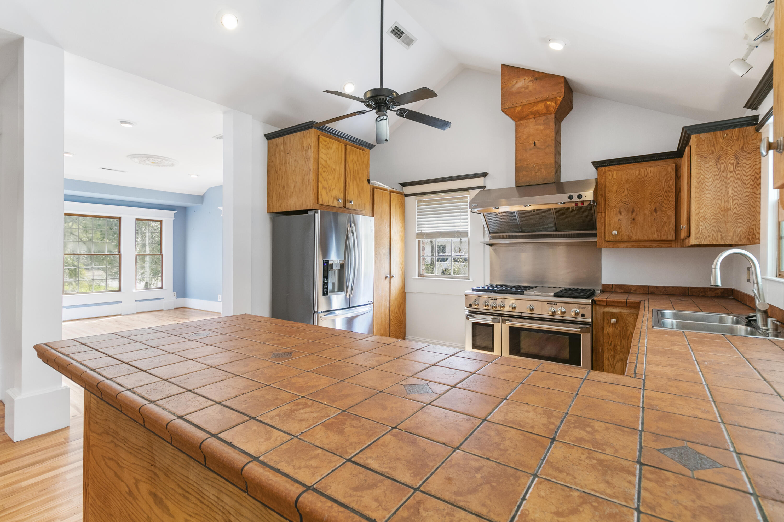 508 Fort Johnson Road