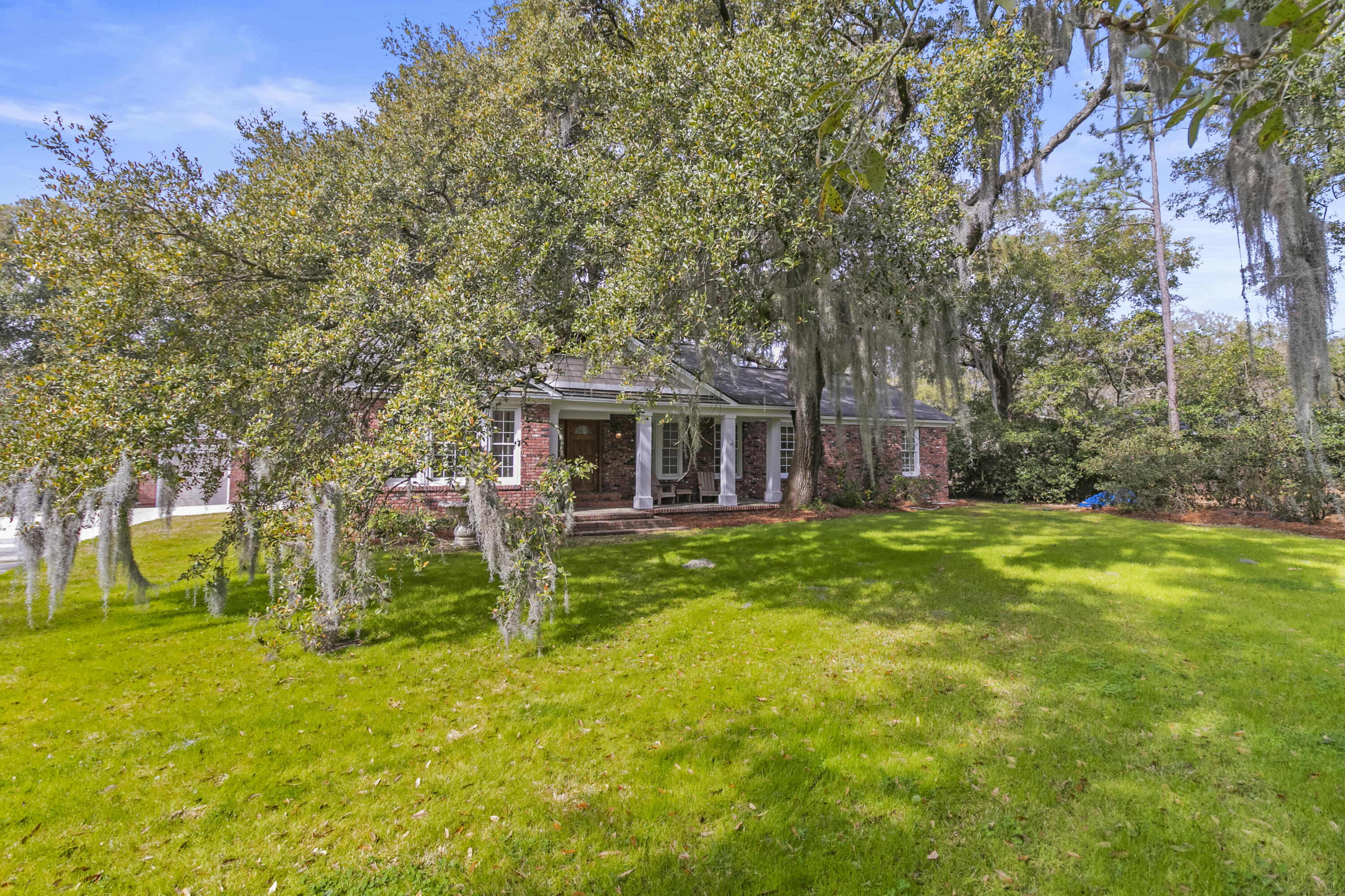 508 Fort Johnson Road