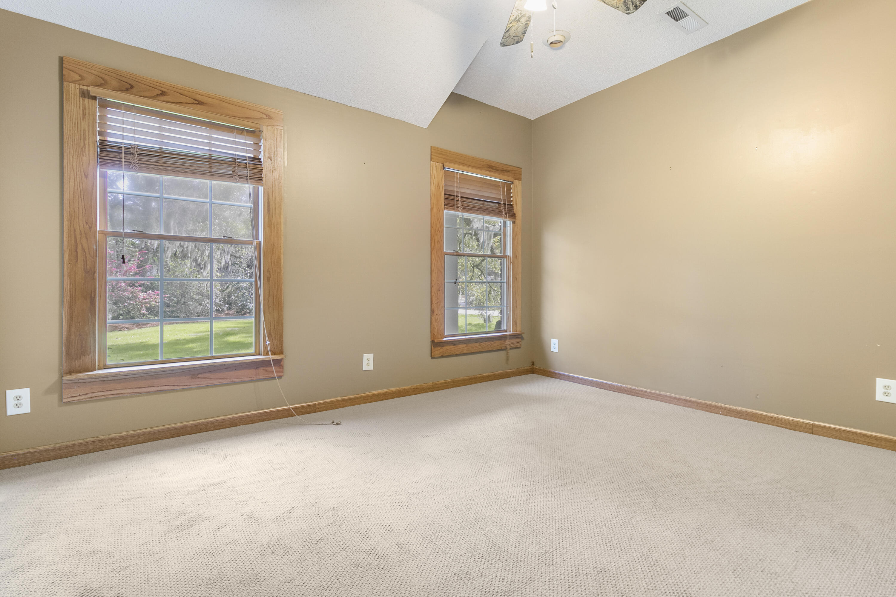 508 Fort Johnson Road