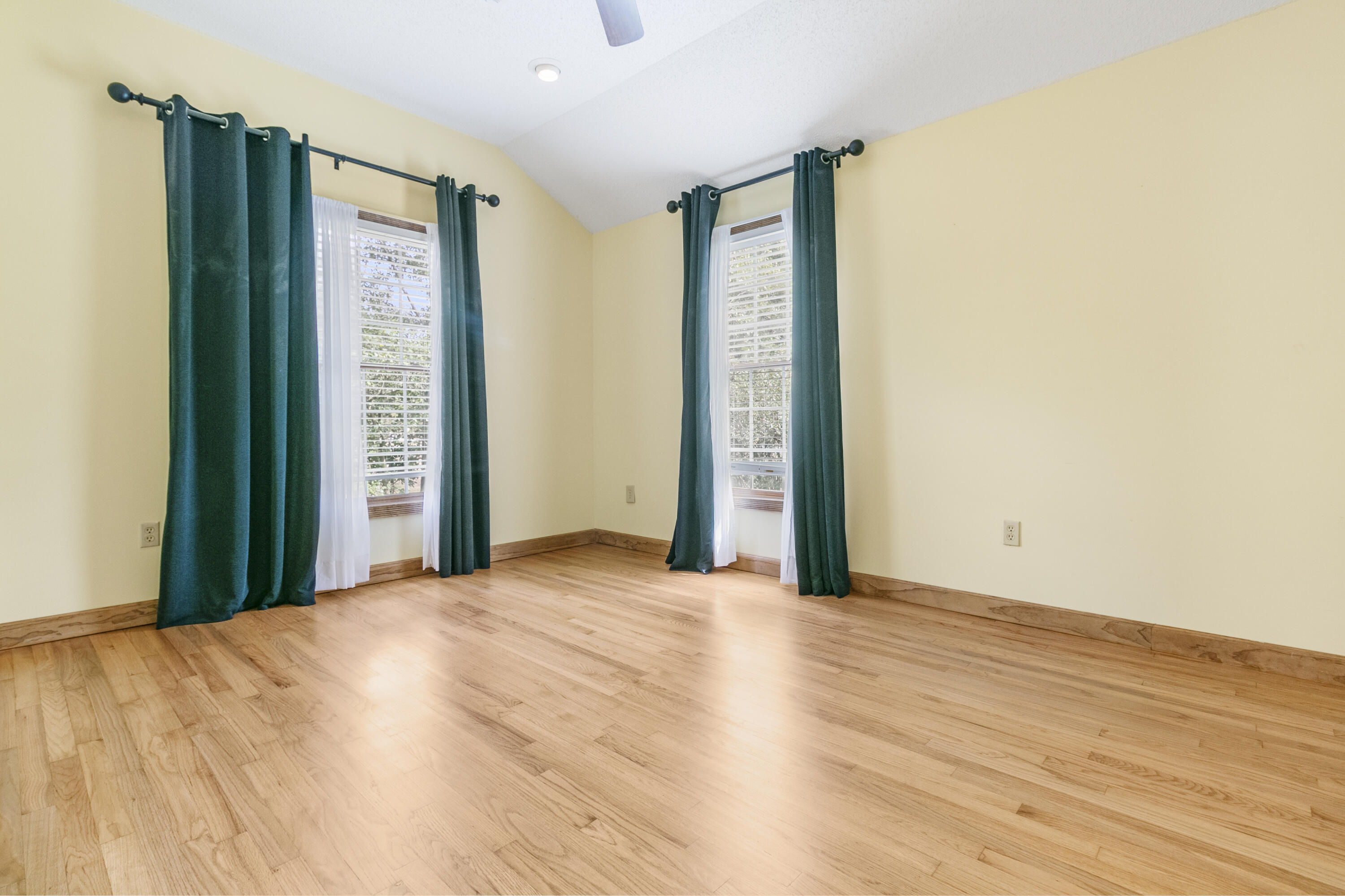 508 Fort Johnson Road