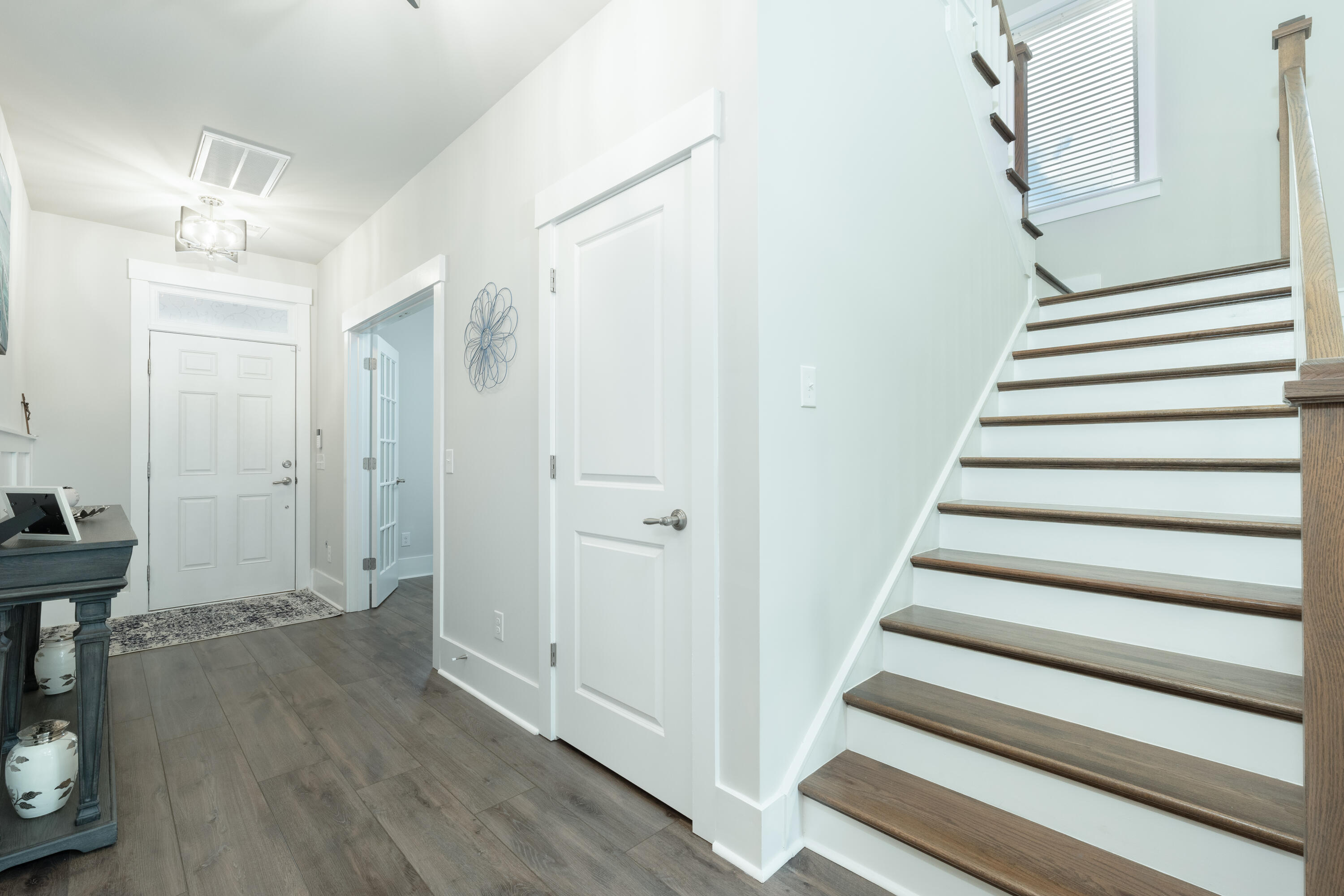 1381 Thin Pine Drive