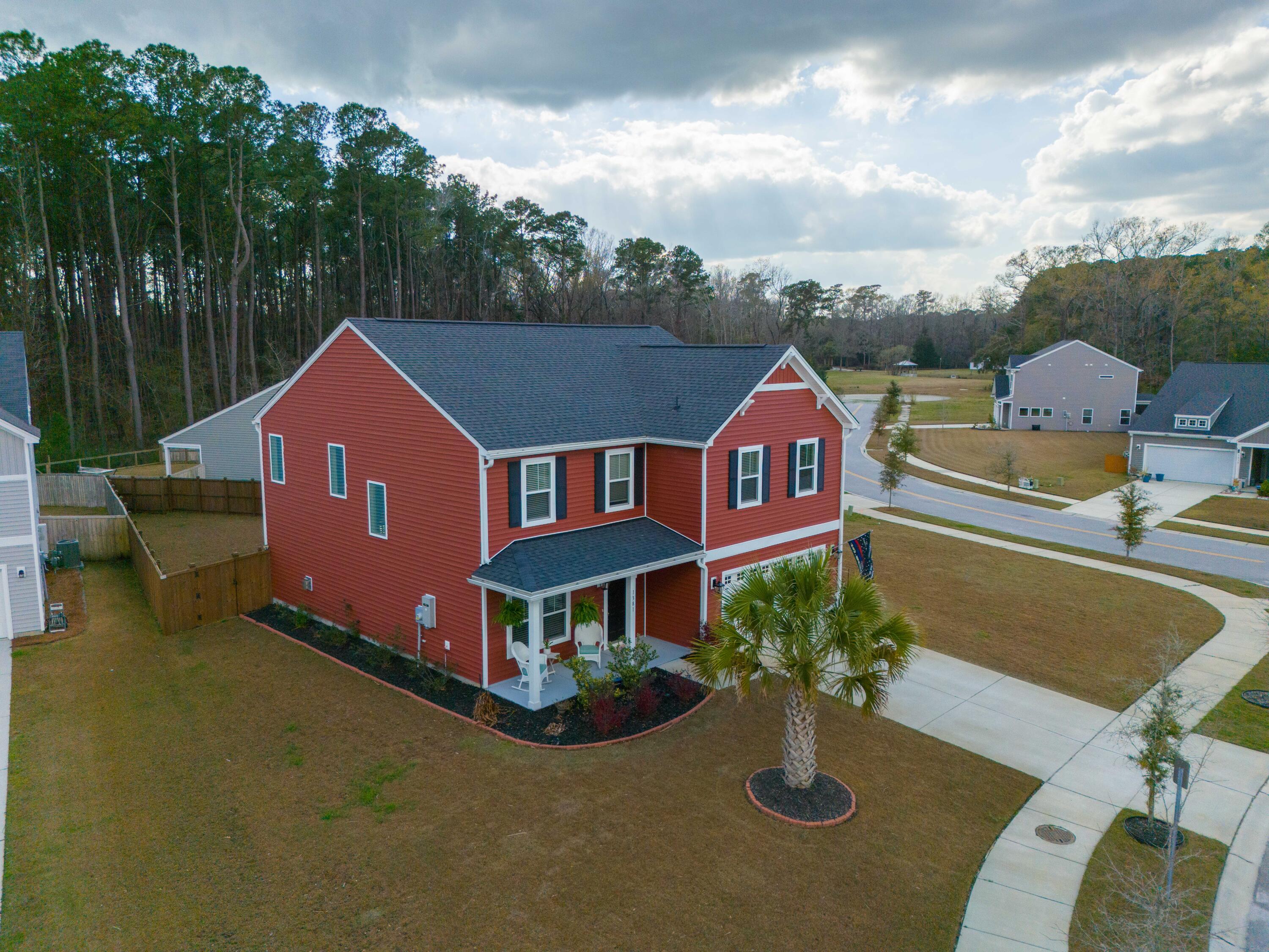 1381 Thin Pine Drive