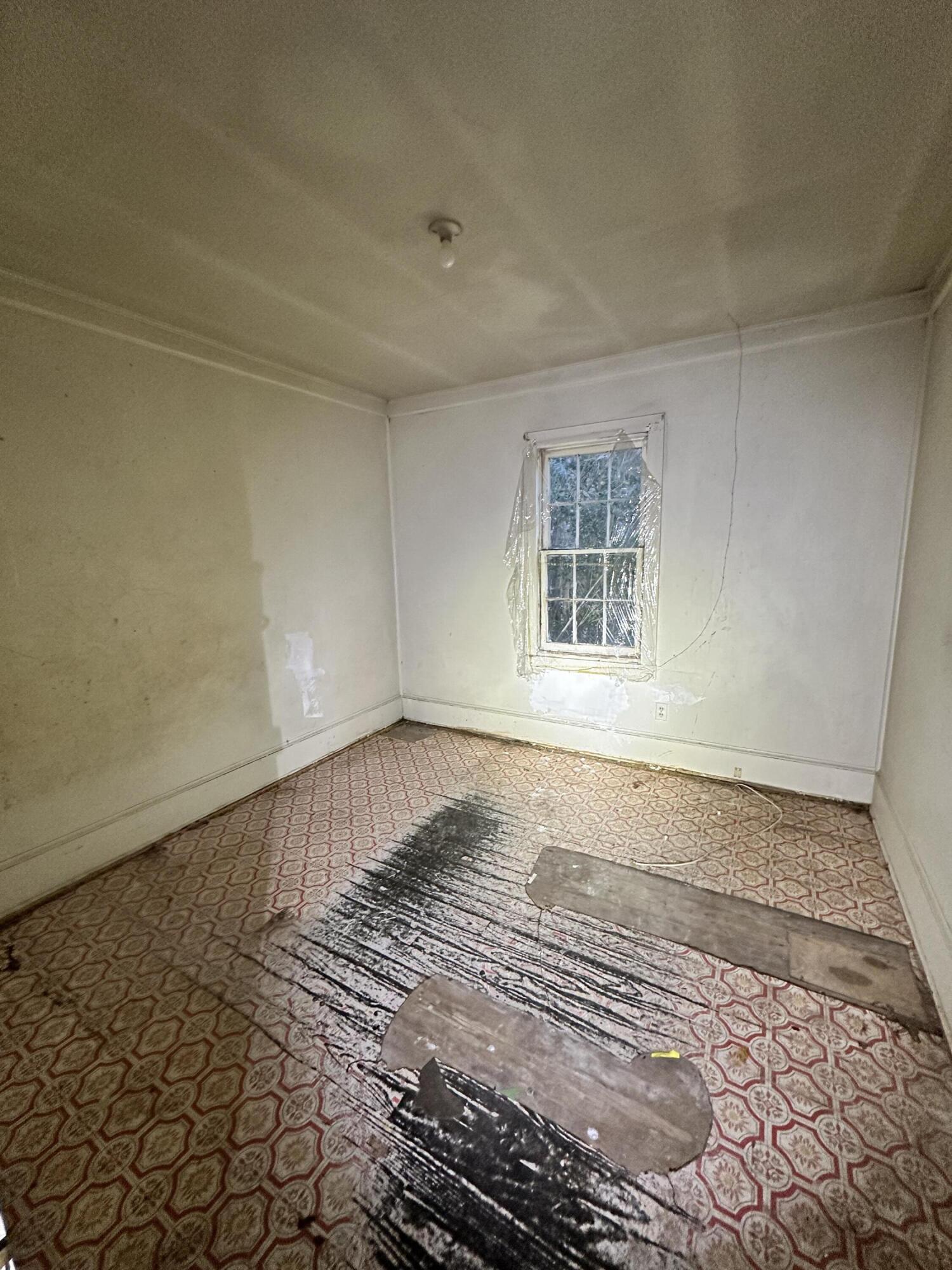 9495 Hemingway Highway