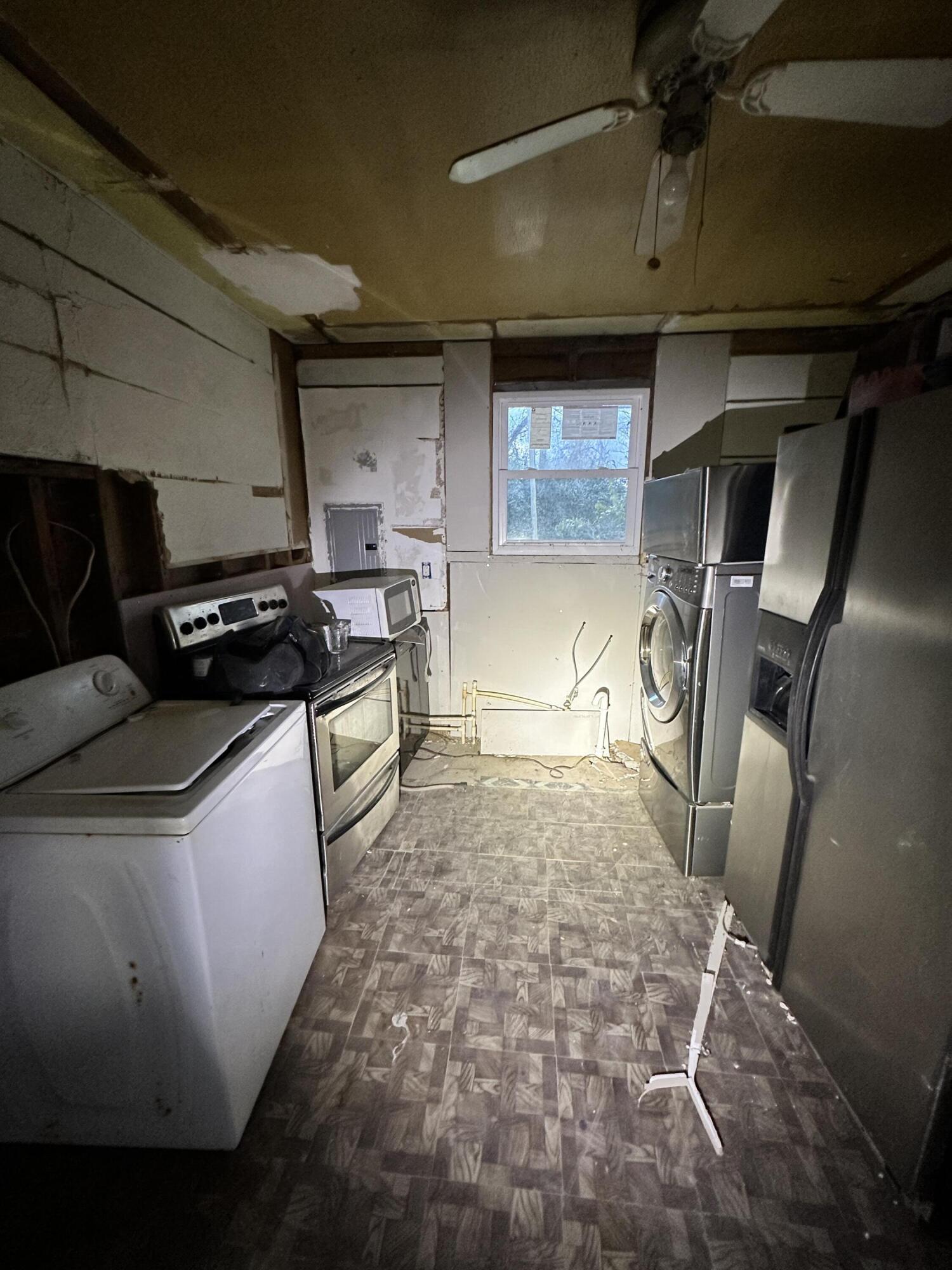 9495 Hemingway Highway