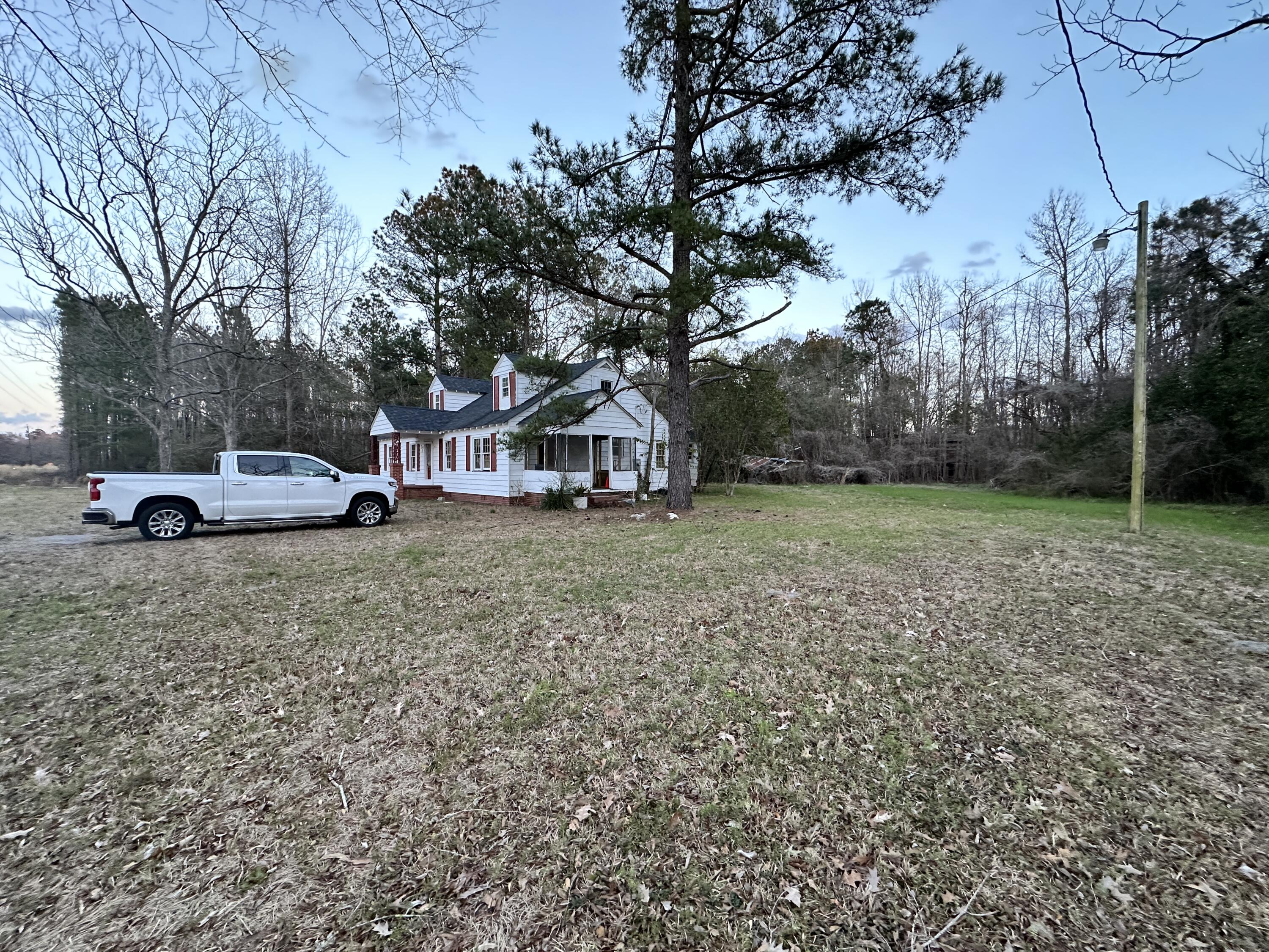 9495 Hemingway Highway