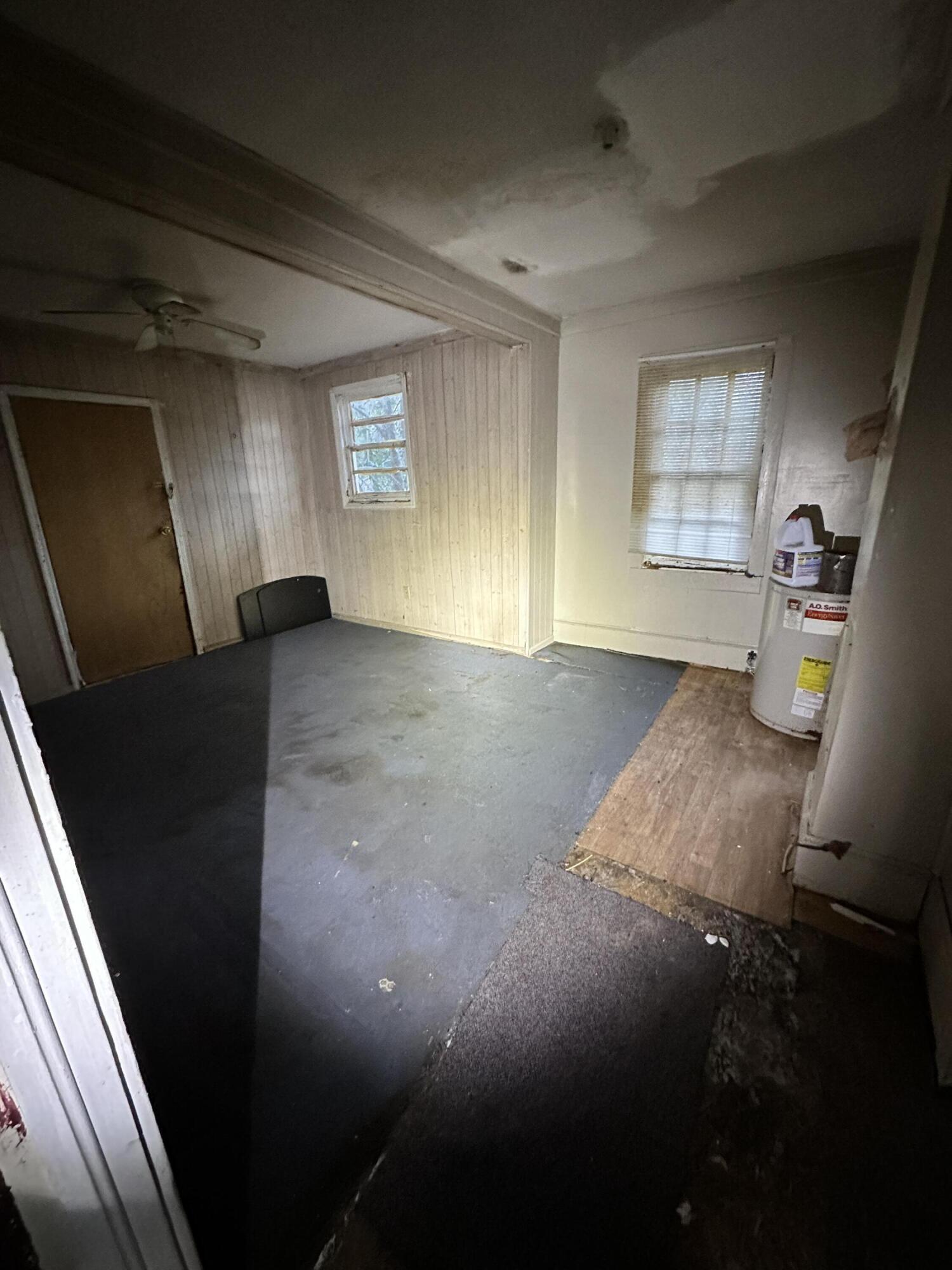 9495 Hemingway Highway