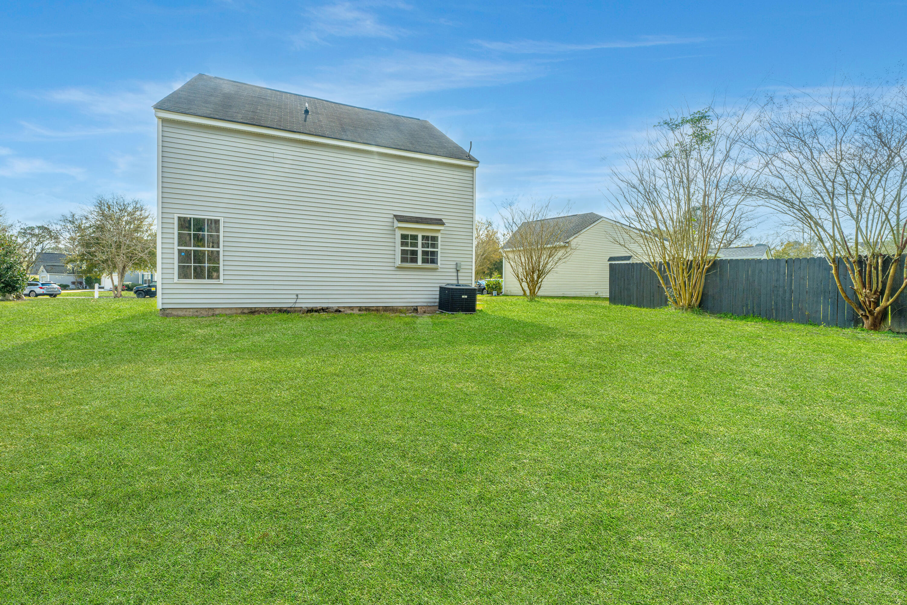 9248 Fieldstone Trace