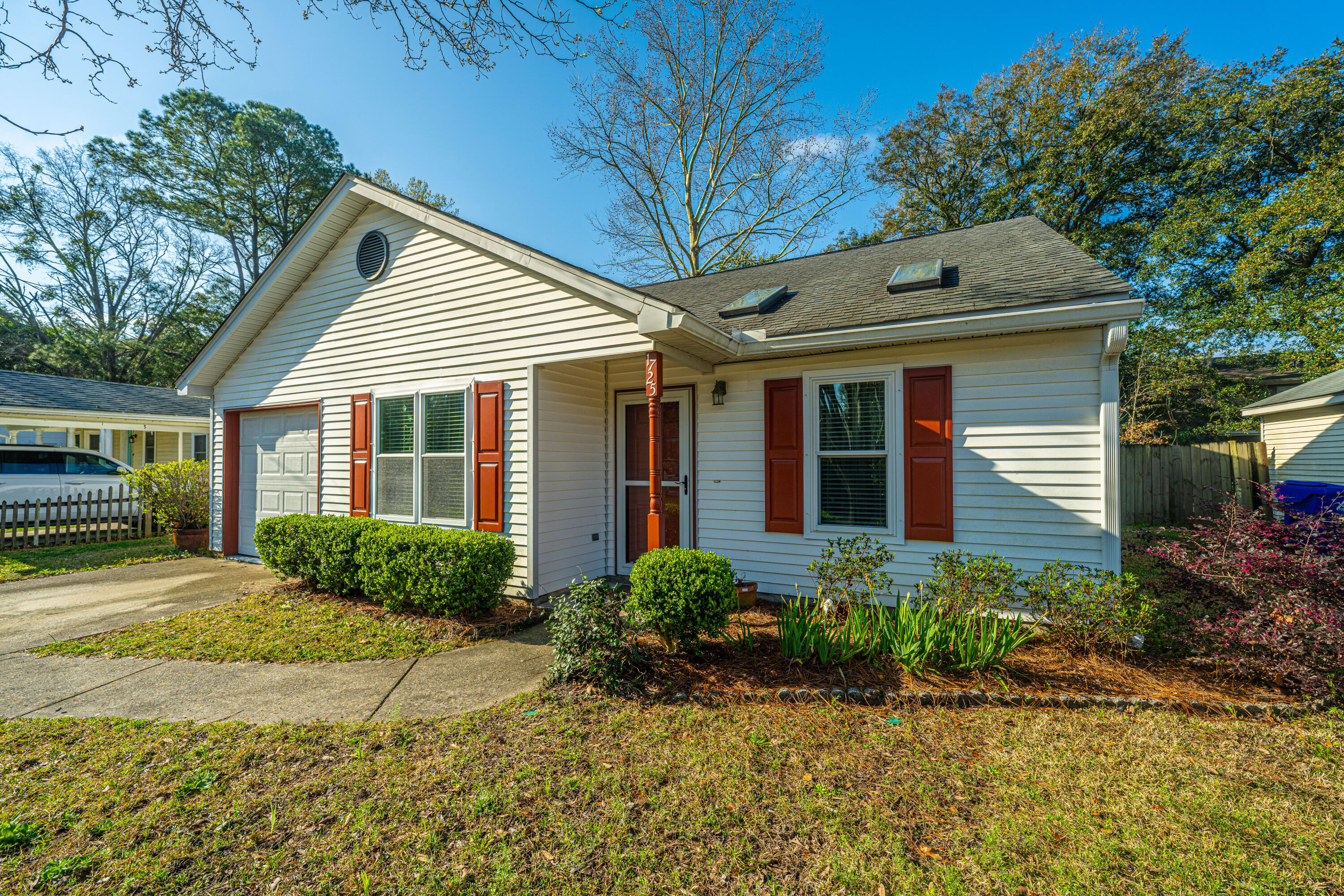 1725 River Front Drive