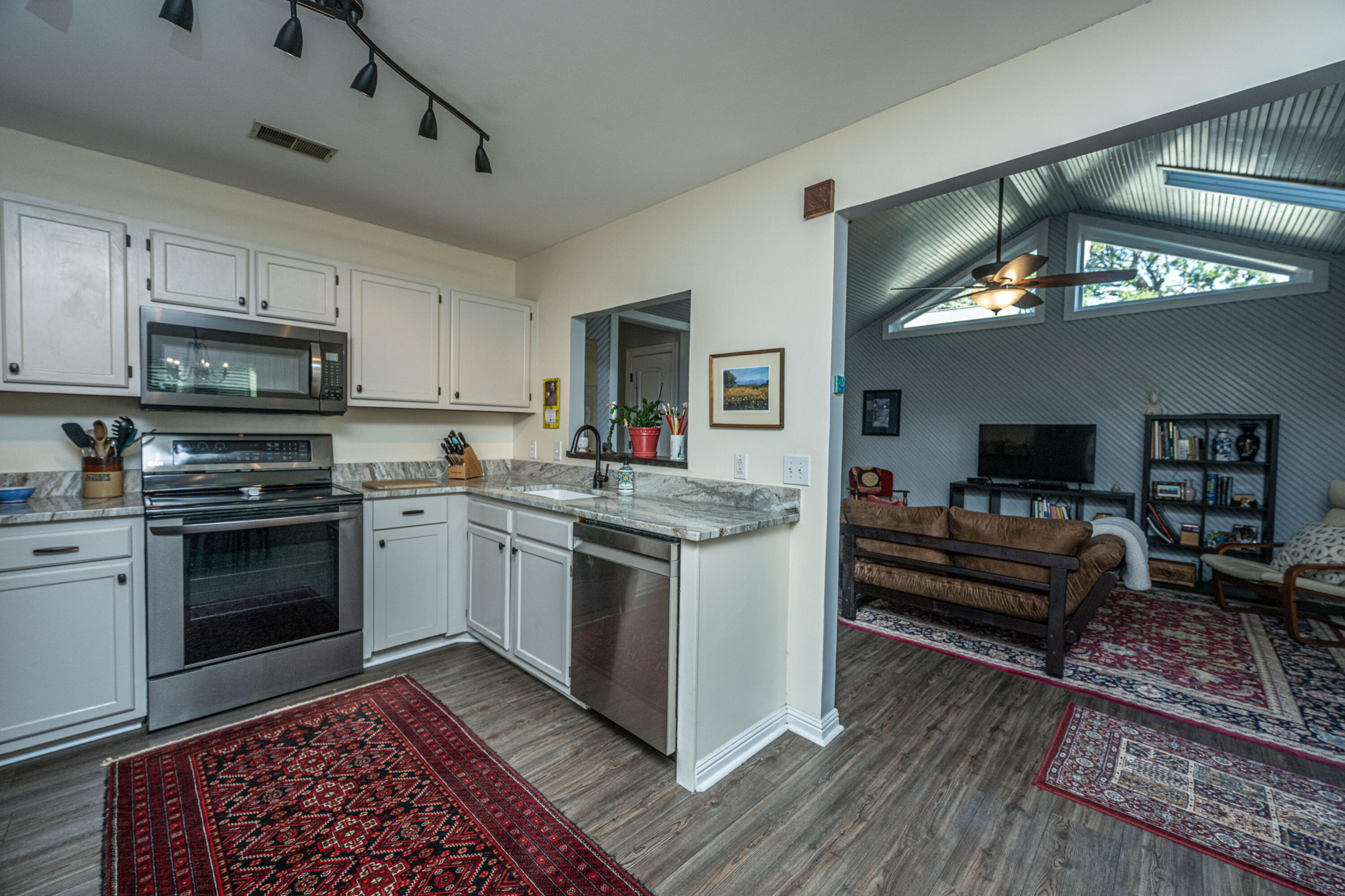 1725 River Front Drive