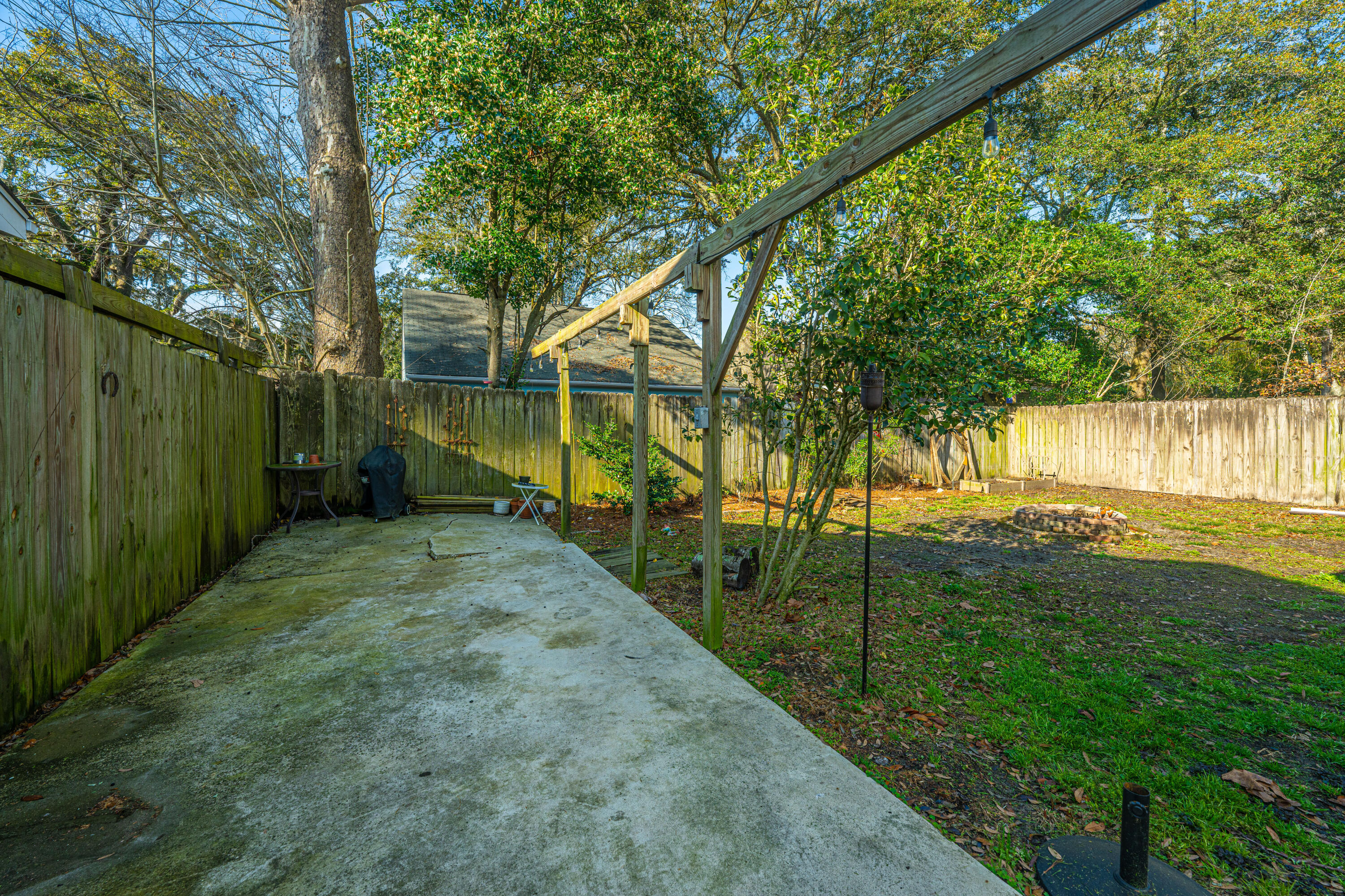 1725 River Front Drive