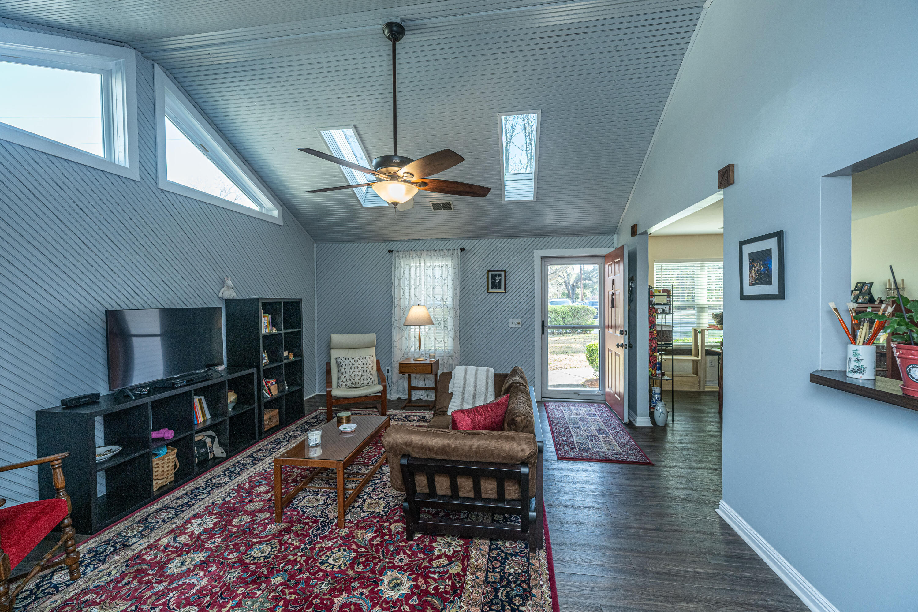 1725 River Front Drive