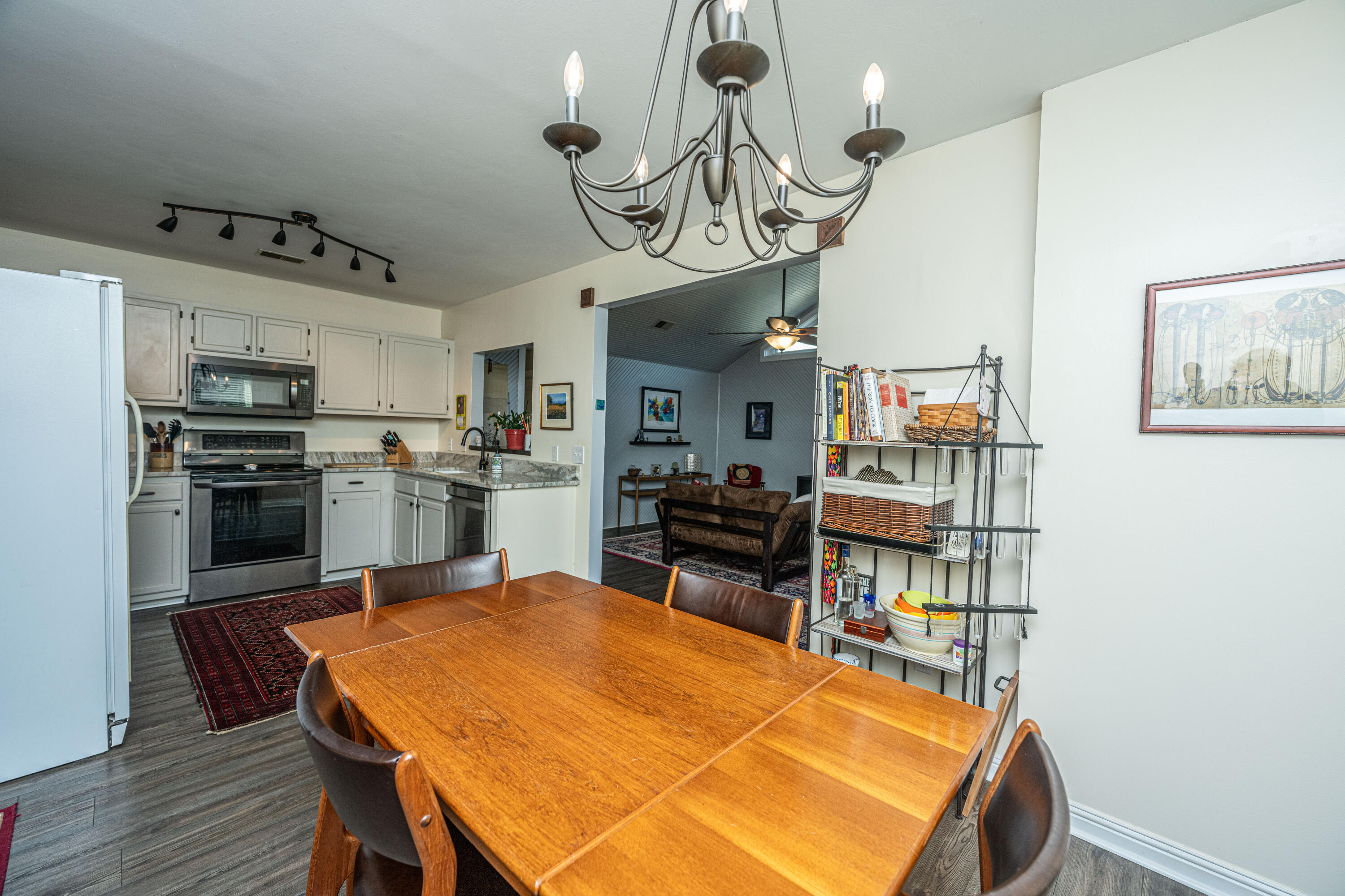 1725 River Front Drive