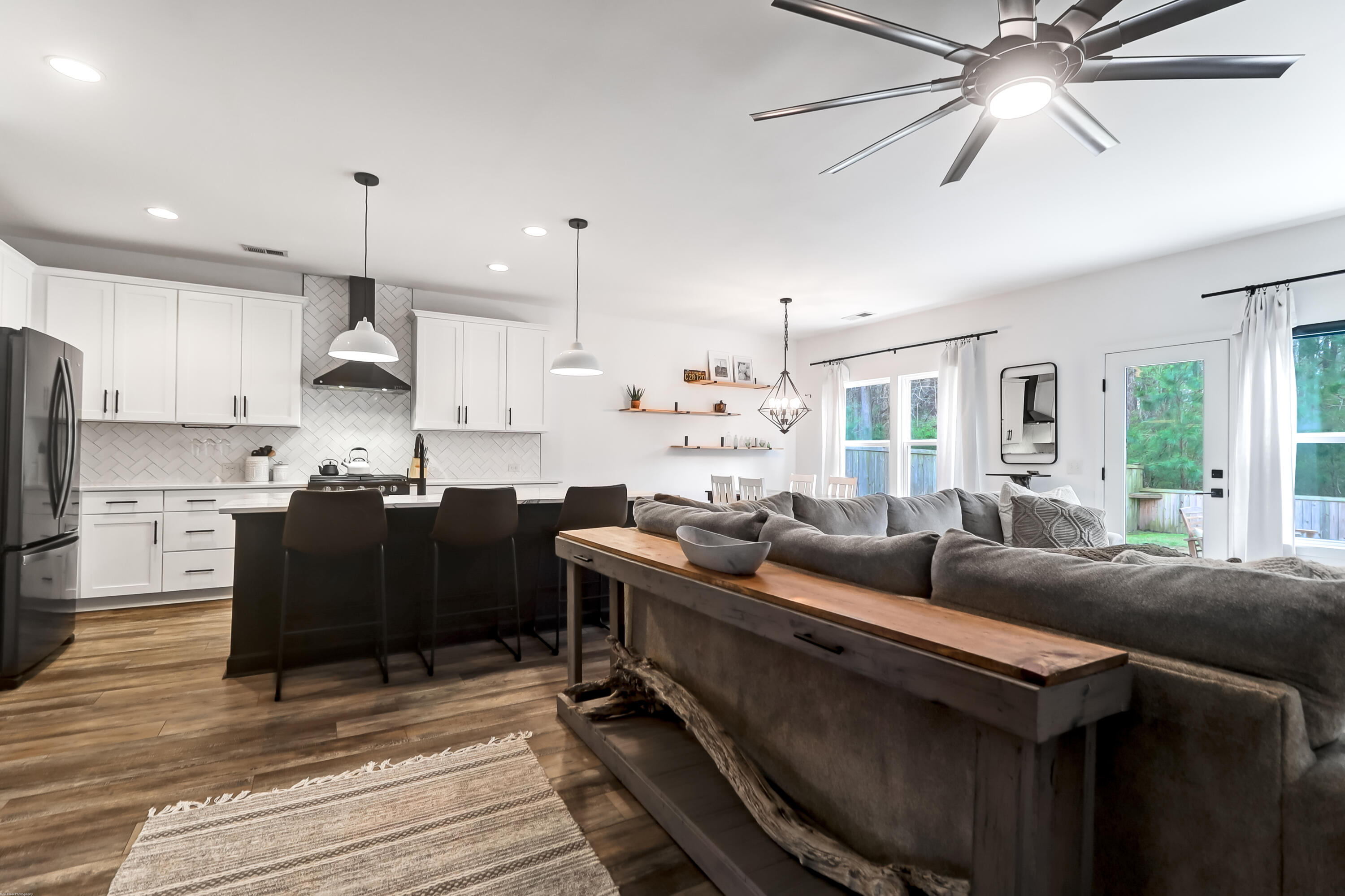 1217 Lois Allen Road