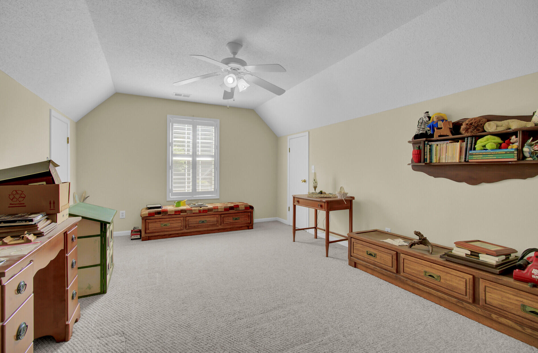 8718 Evangeline Drive