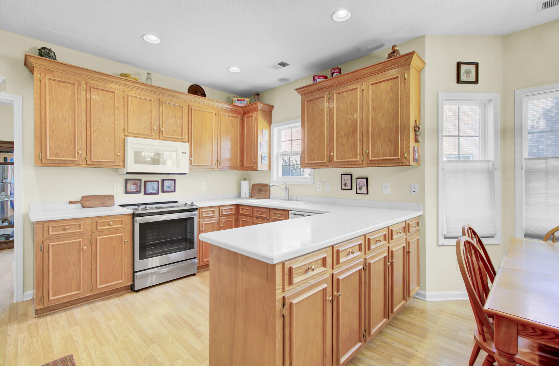 8718 Evangeline Drive