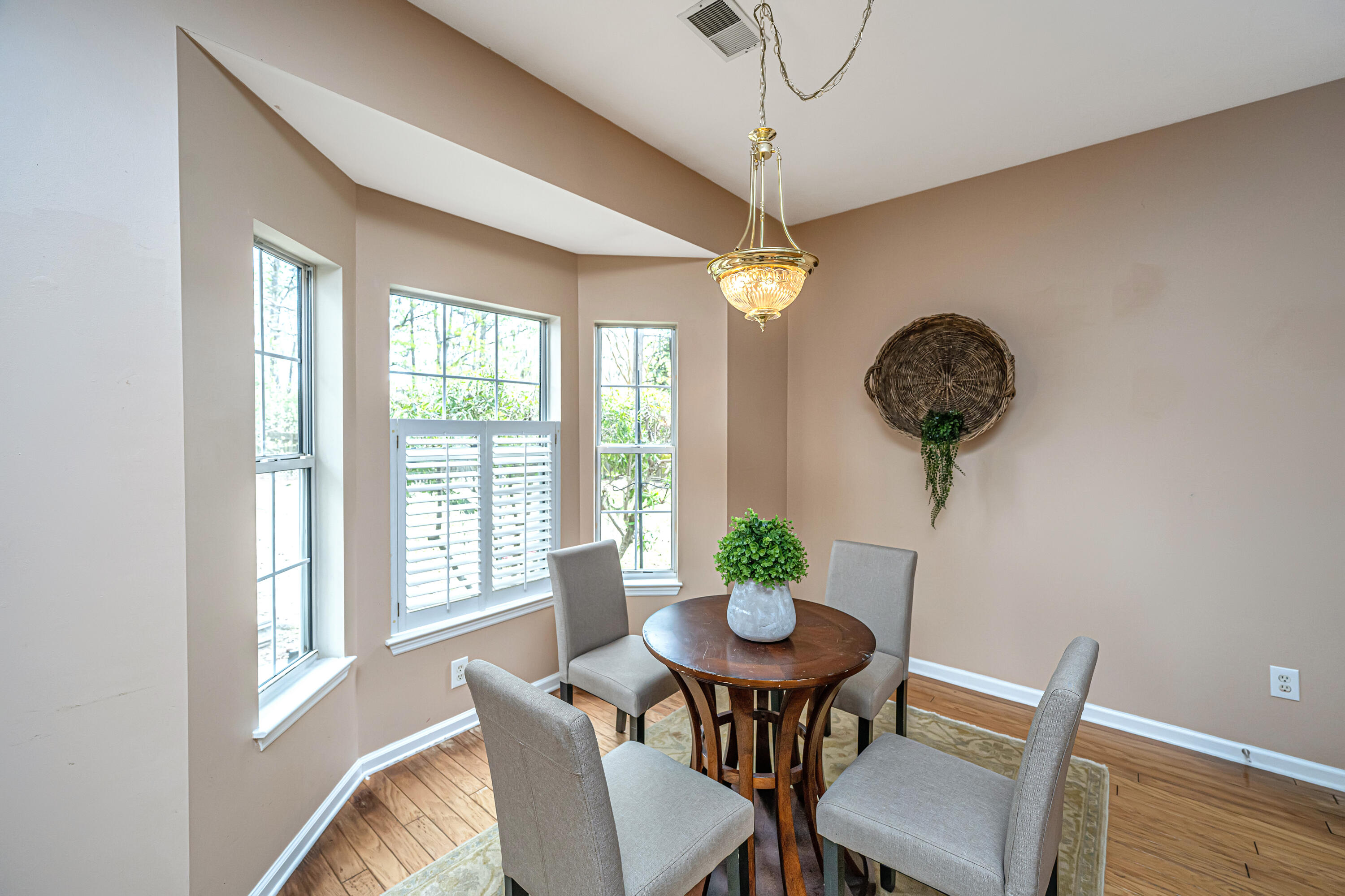 154 Sugar Magnolia Way