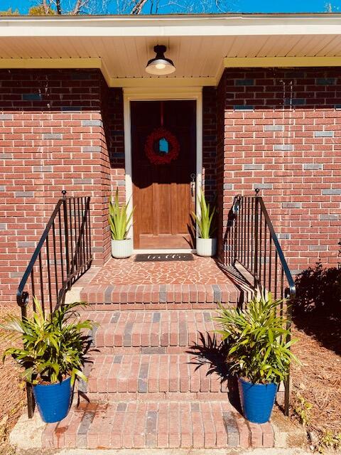 303 Schoolhouse Road